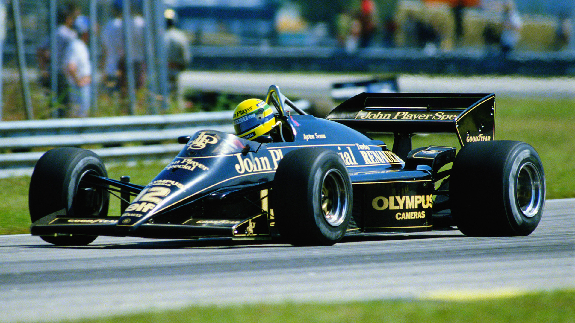 Lotus 97T Wallpapers