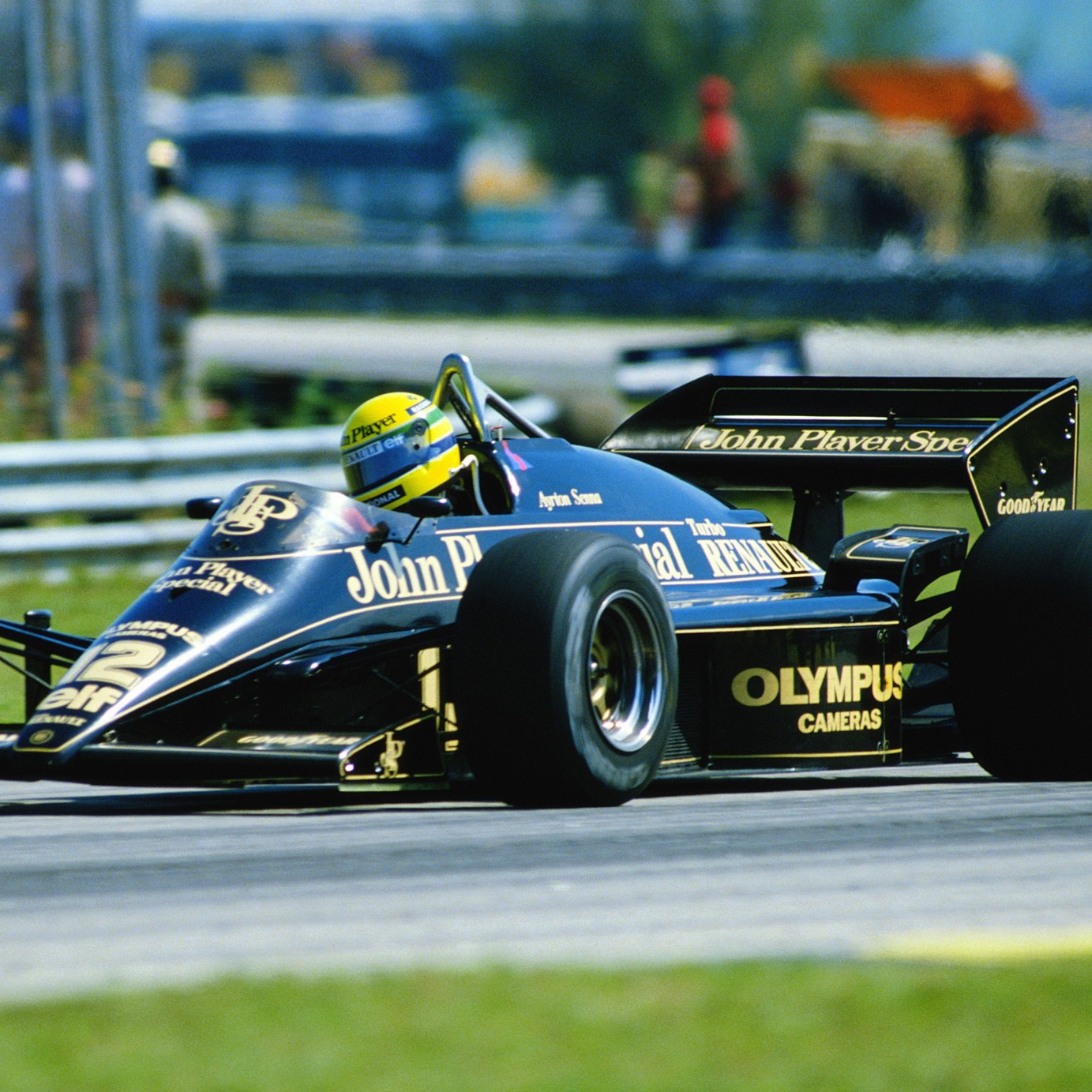 Lotus 97T Wallpapers