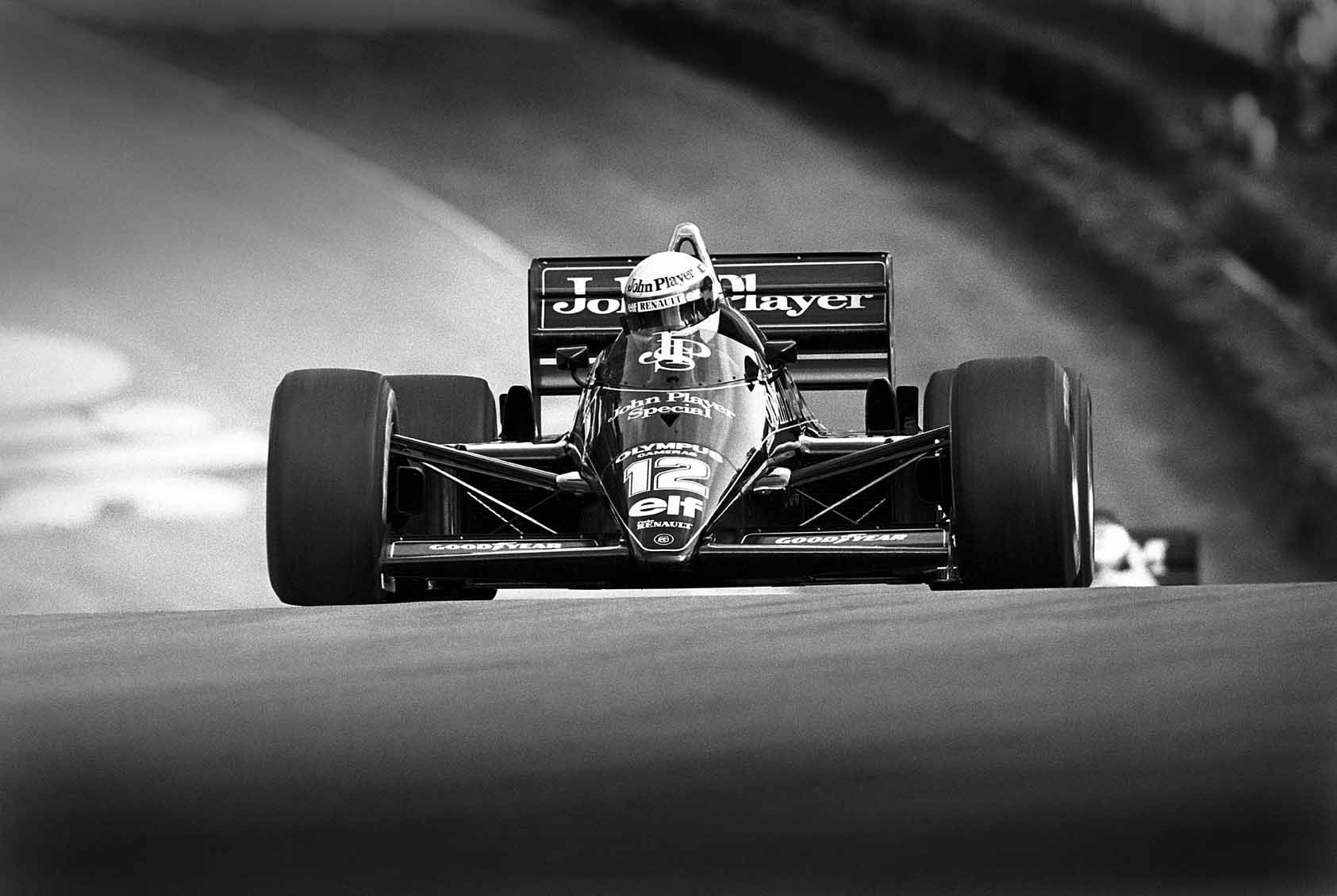 Lotus 97T Wallpapers