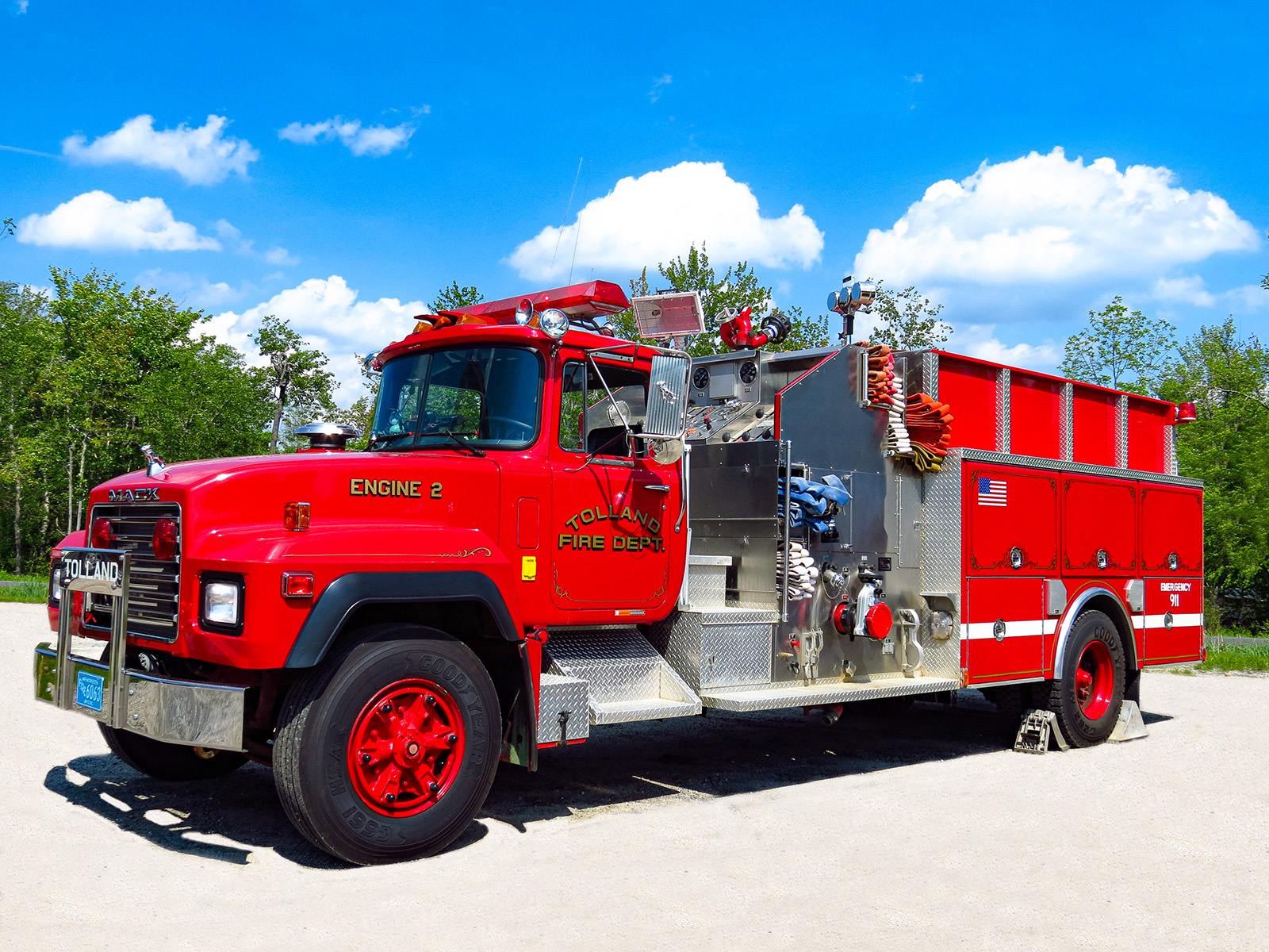 Mack Fire Truck Wallpapers