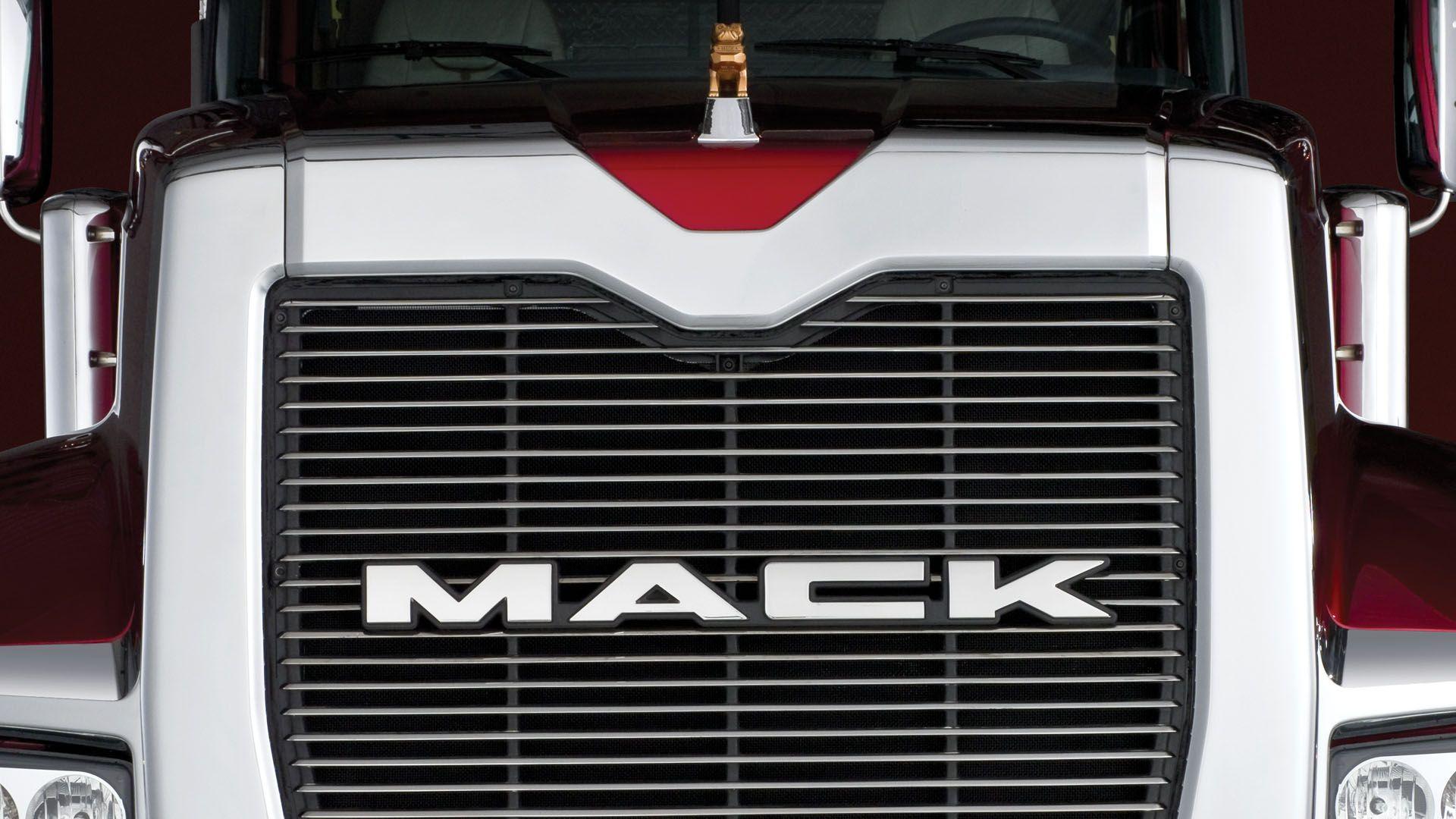 Mack Trucks Wallpapers