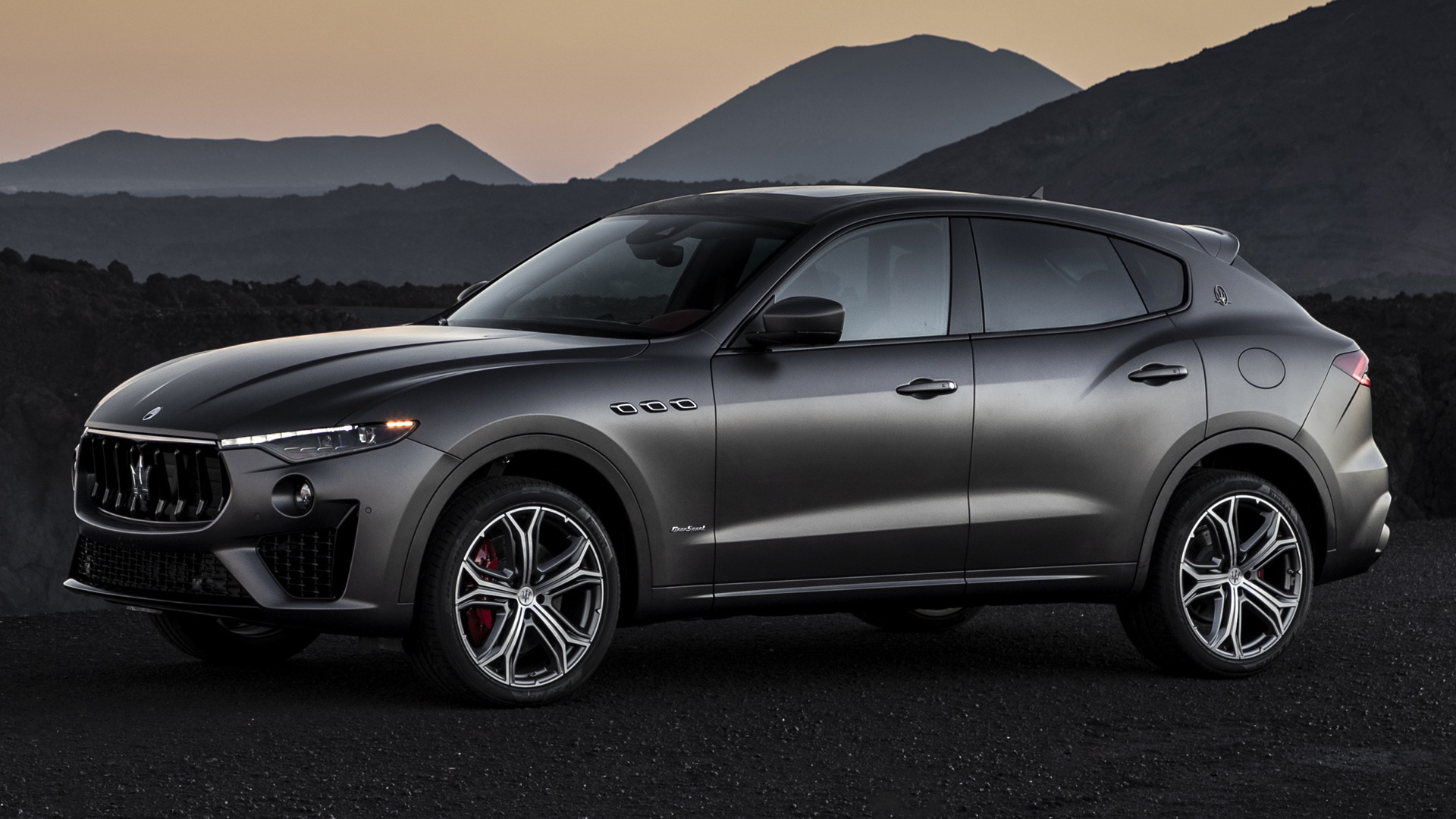 Maserati Levante Gransport Vulcano Wallpapers