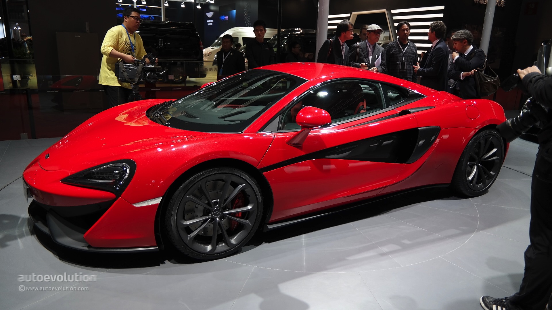 Mclaren 540C Wallpapers