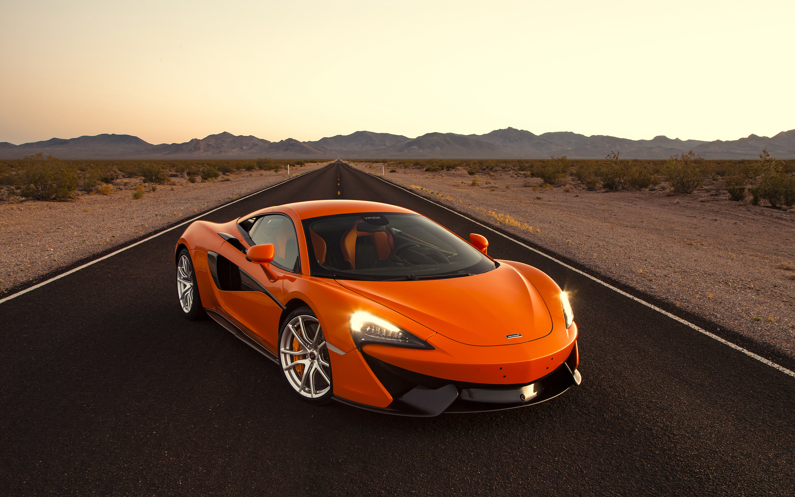 Mclaren 540C Wallpapers