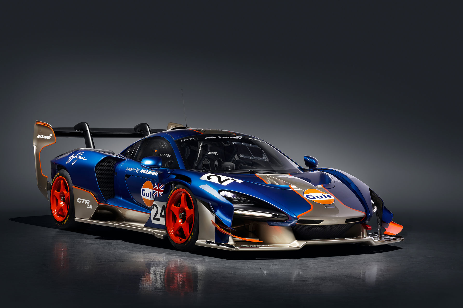 Mclaren Senna Gtr Lm 825/6 Harrods Wallpapers