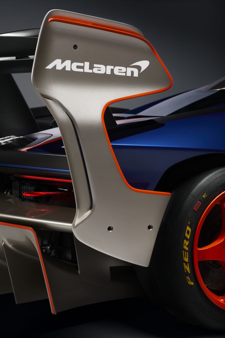 Mclaren Senna Gtr Lm 825/6 Harrods Wallpapers