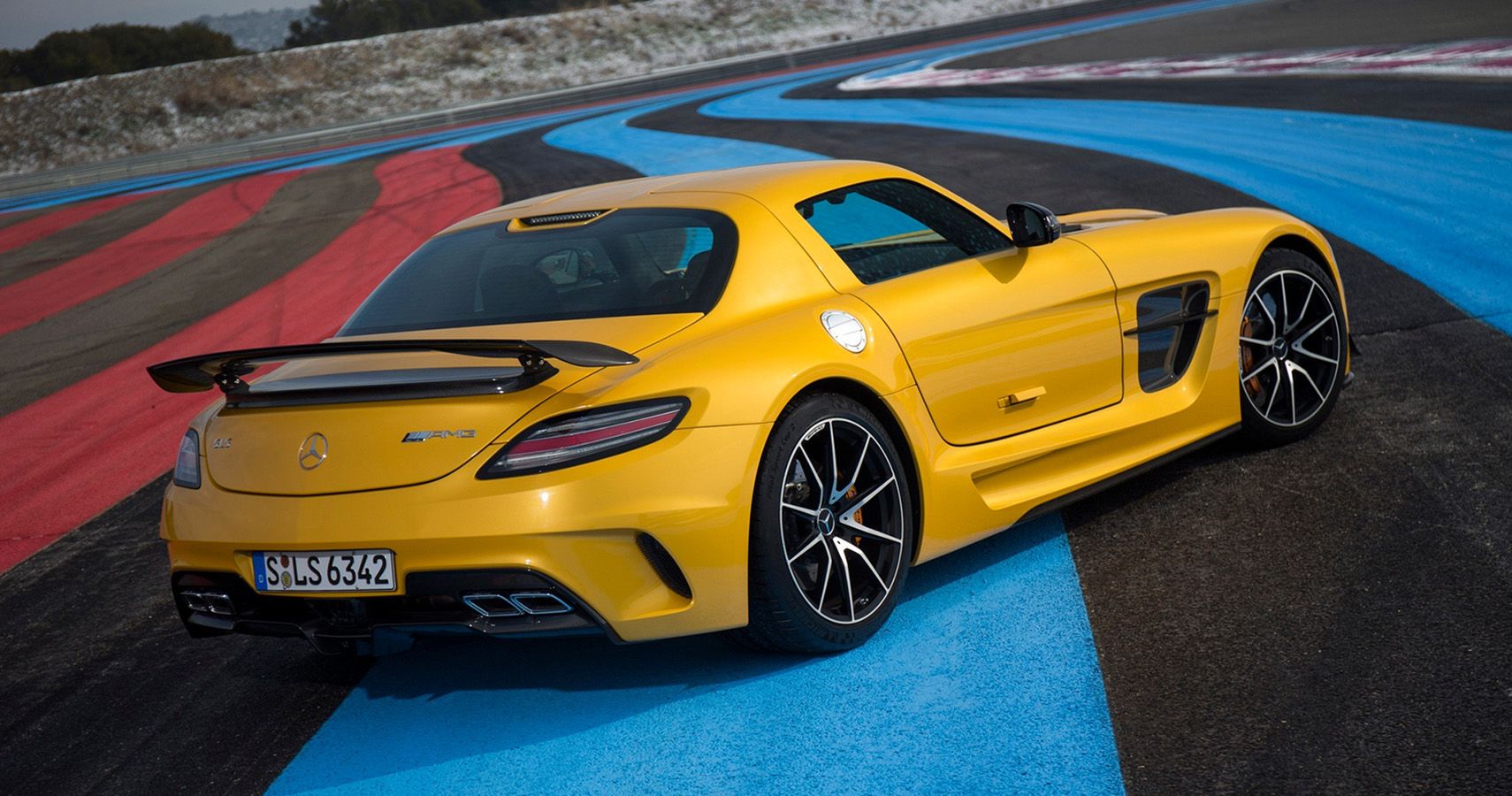 Mercedes Benz Sls 63 Amg Black Series 2017 Wallpapers