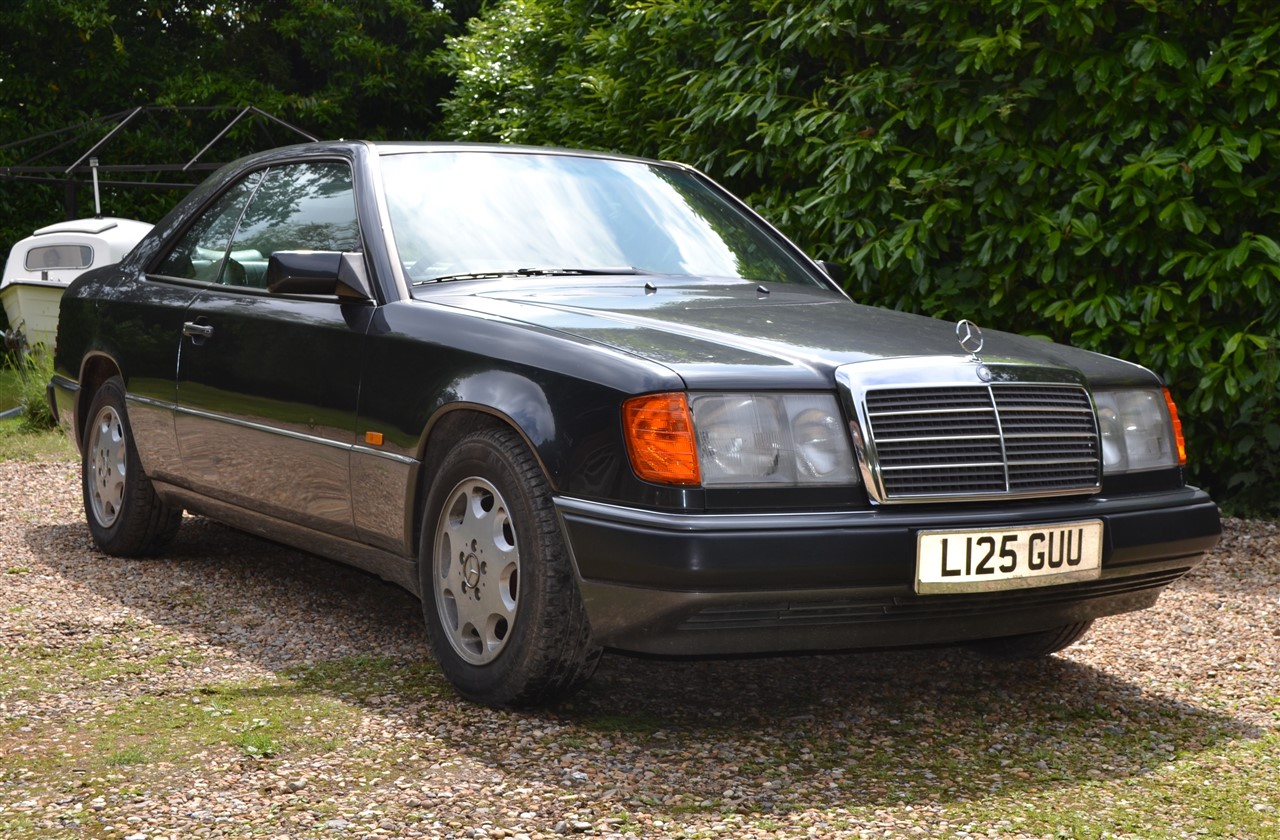 Mercedes-Benz 230 Ce Wallpapers