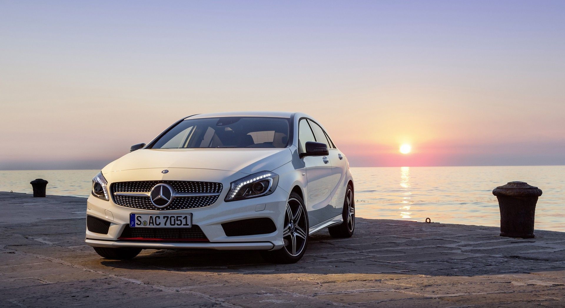 Mercedes-Benz A 250 Wallpapers