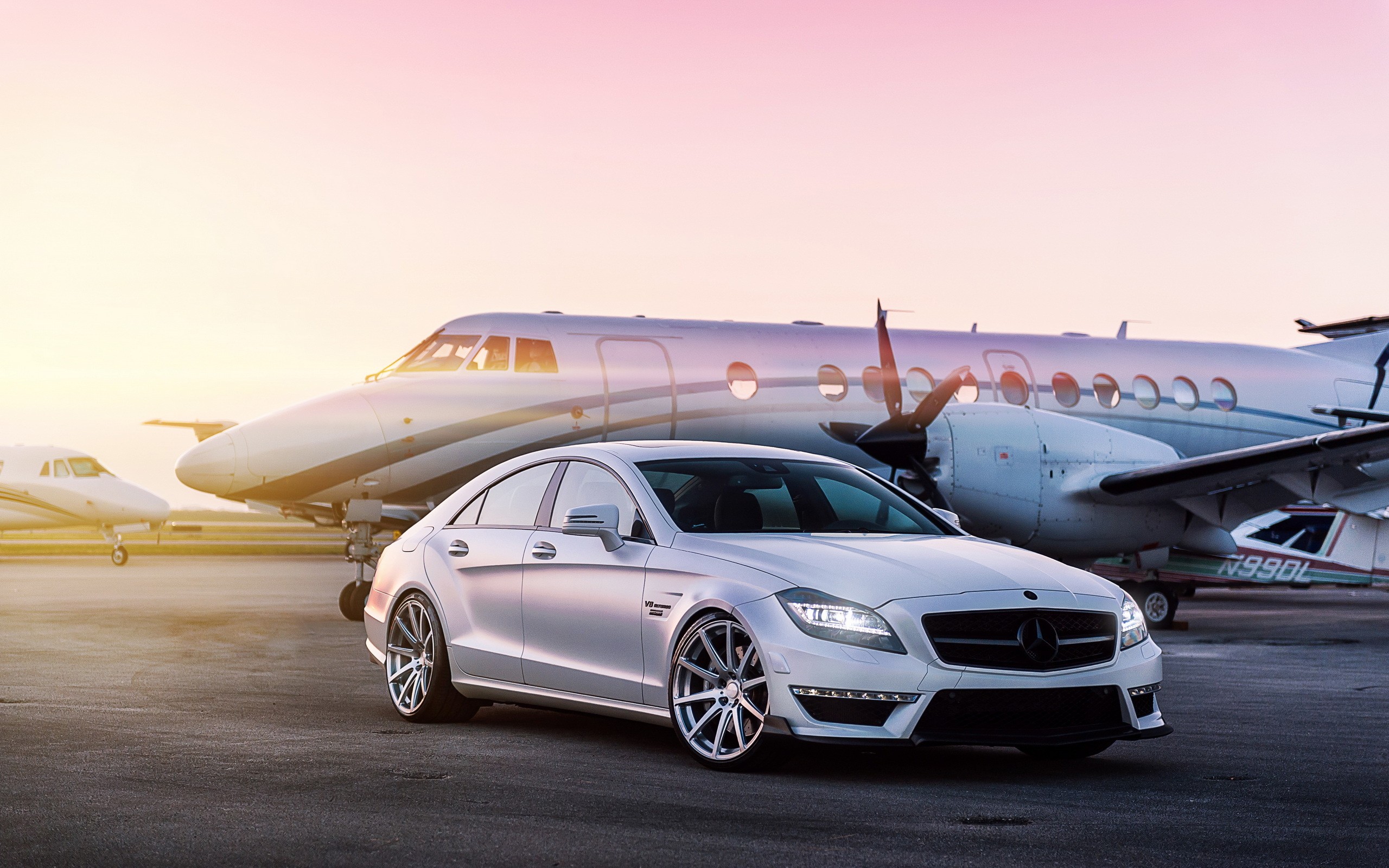 Mercedes-Benz Cls63 Wallpapers