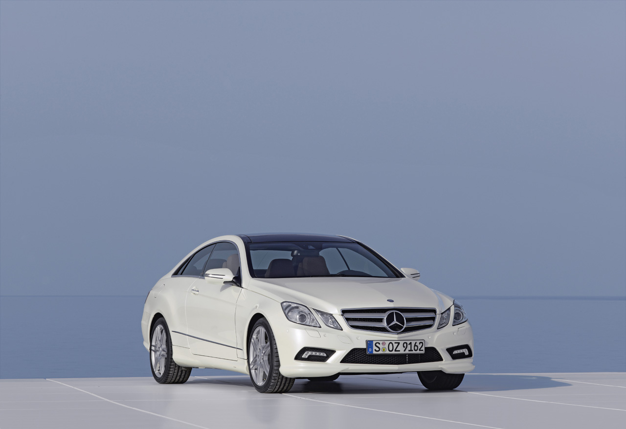 Mercedes-Benz E 350 Wallpapers