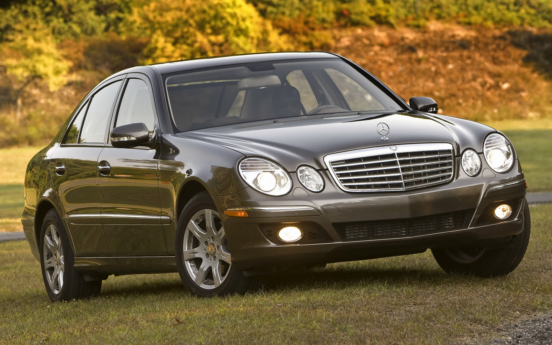 Mercedes-Benz E 450 Wallpapers