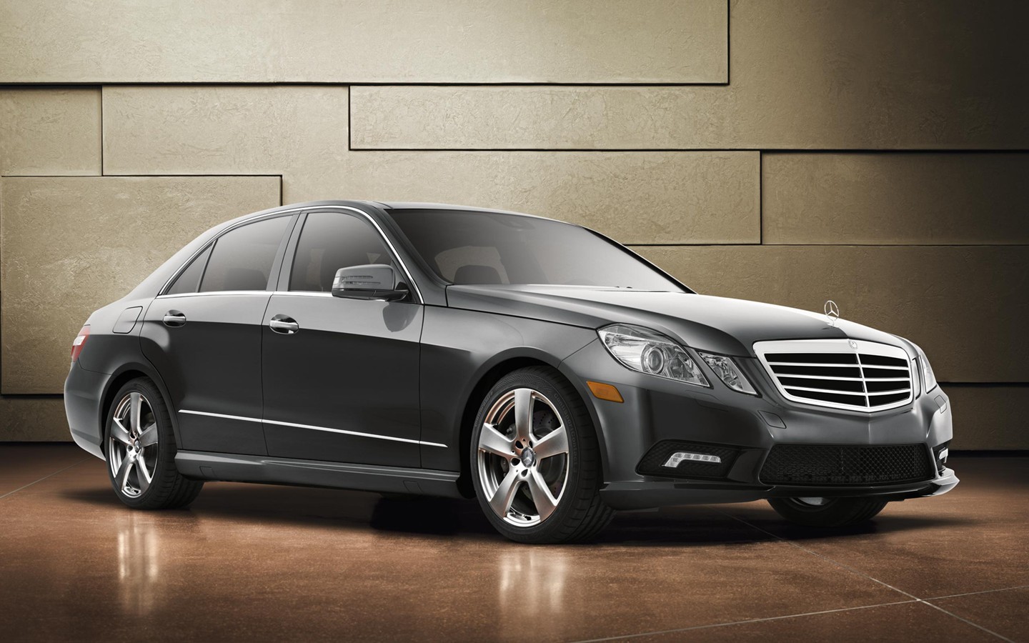 Mercedes-Benz E 450 Wallpapers