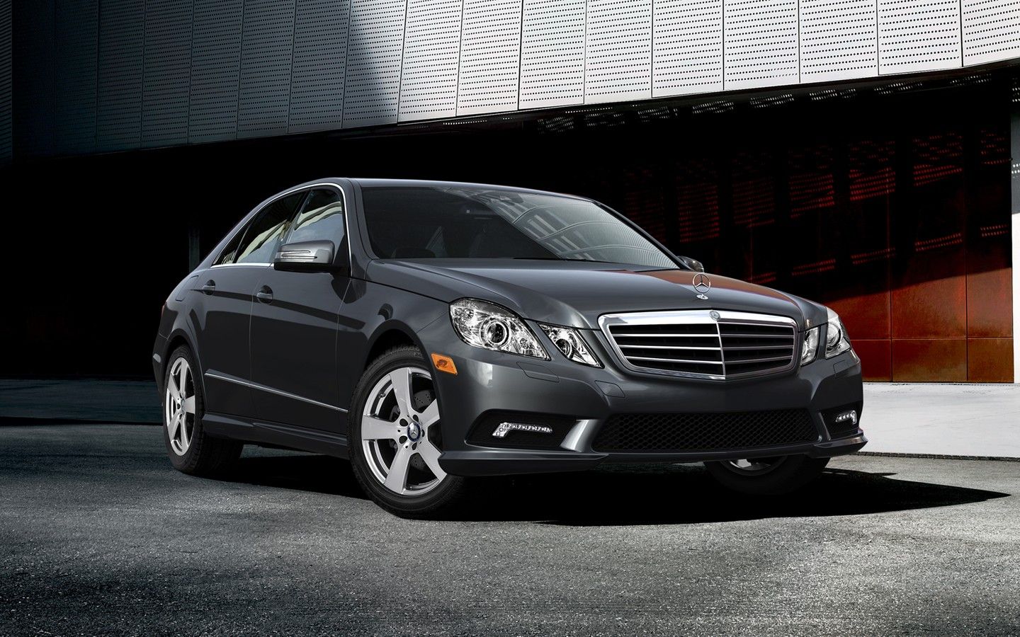 Mercedes-Benz E 450 Wallpapers