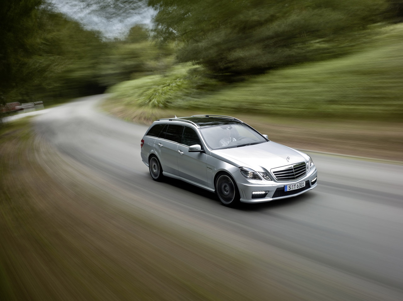 Mercedes-Benz E 63 Amg Estate Wallpapers