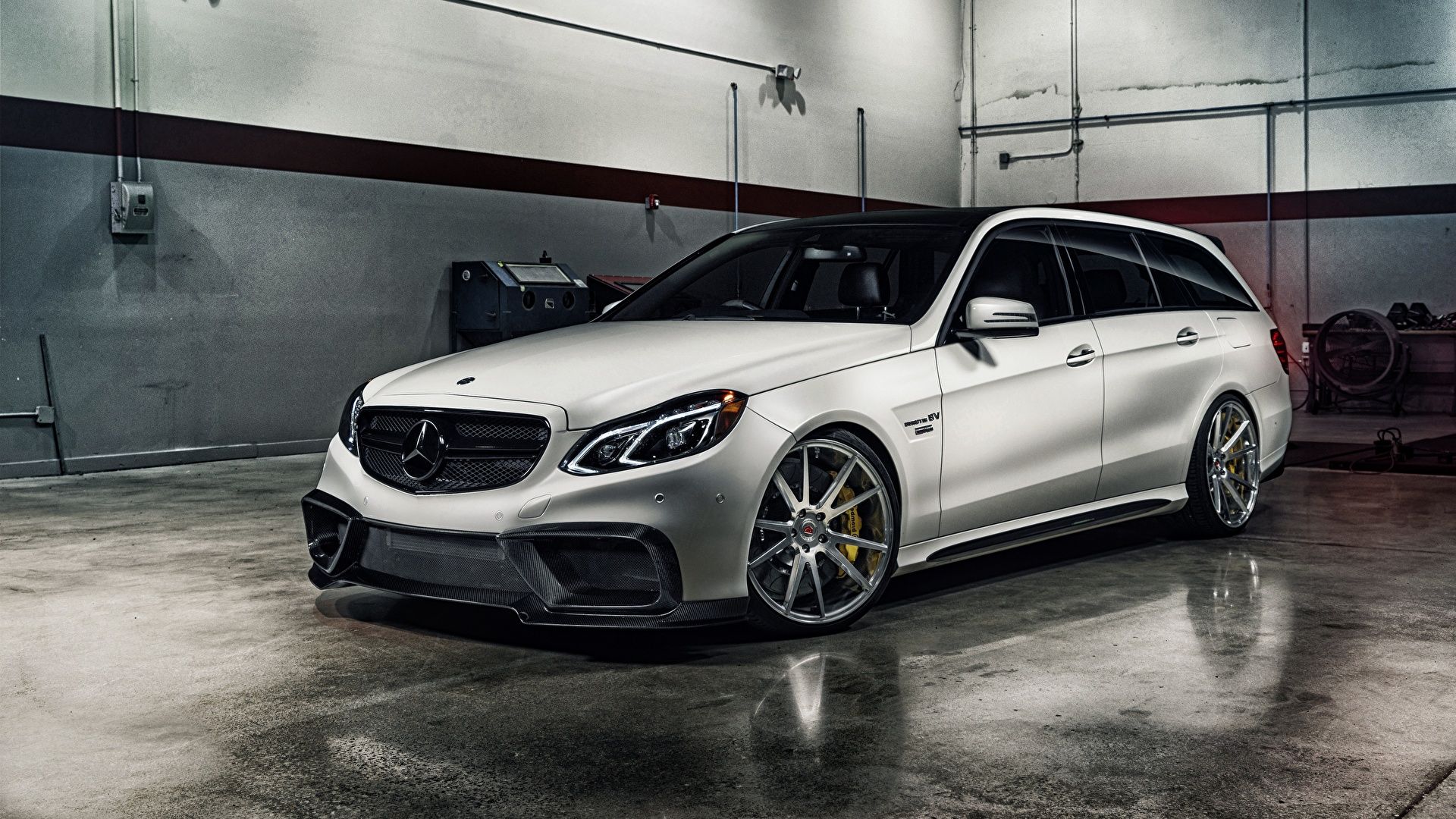 Mercedes-Benz E 63 Amg Estate Wallpapers