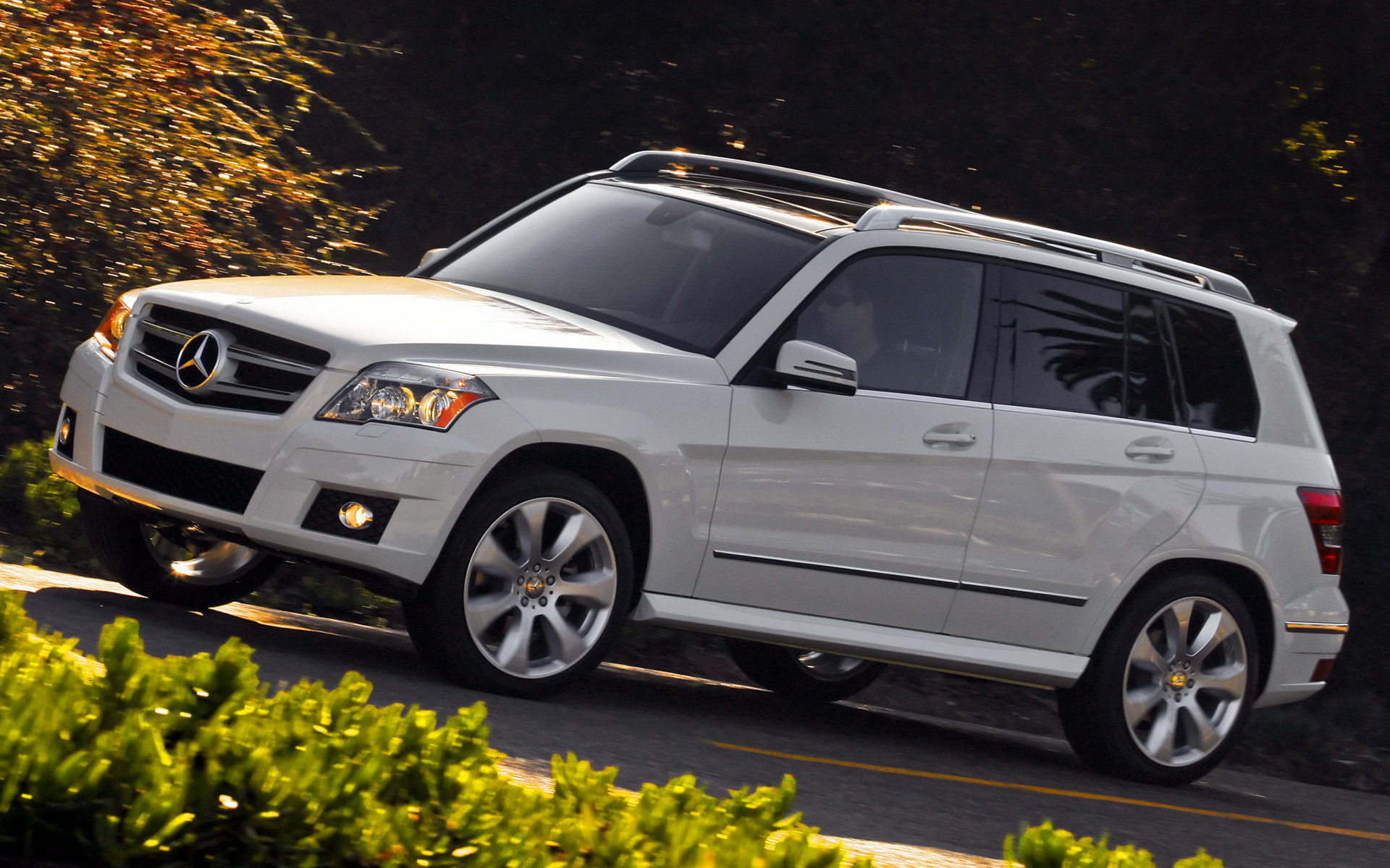 Mercedes-Benz Glk-Class Wallpapers