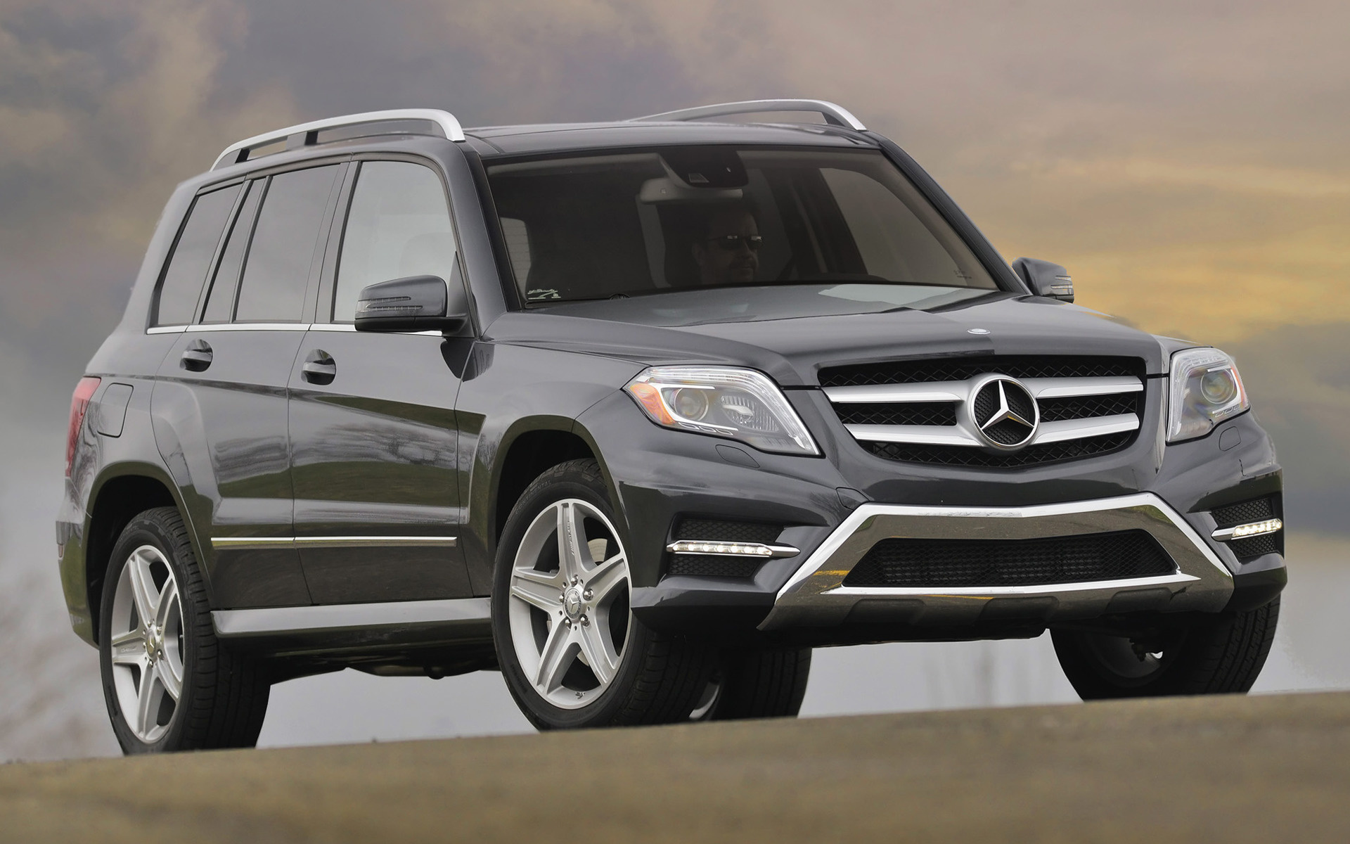 Mercedes-Benz Glk-Class Wallpapers