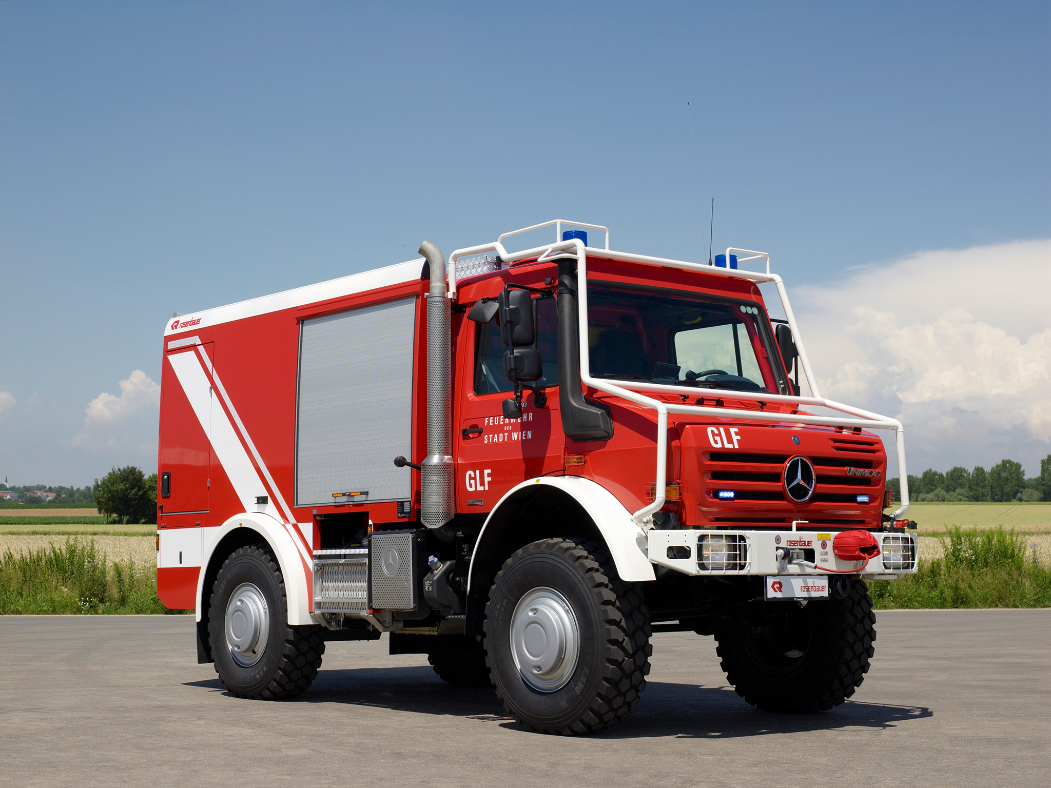 Mercedes-Benz Unimog Wallpapers