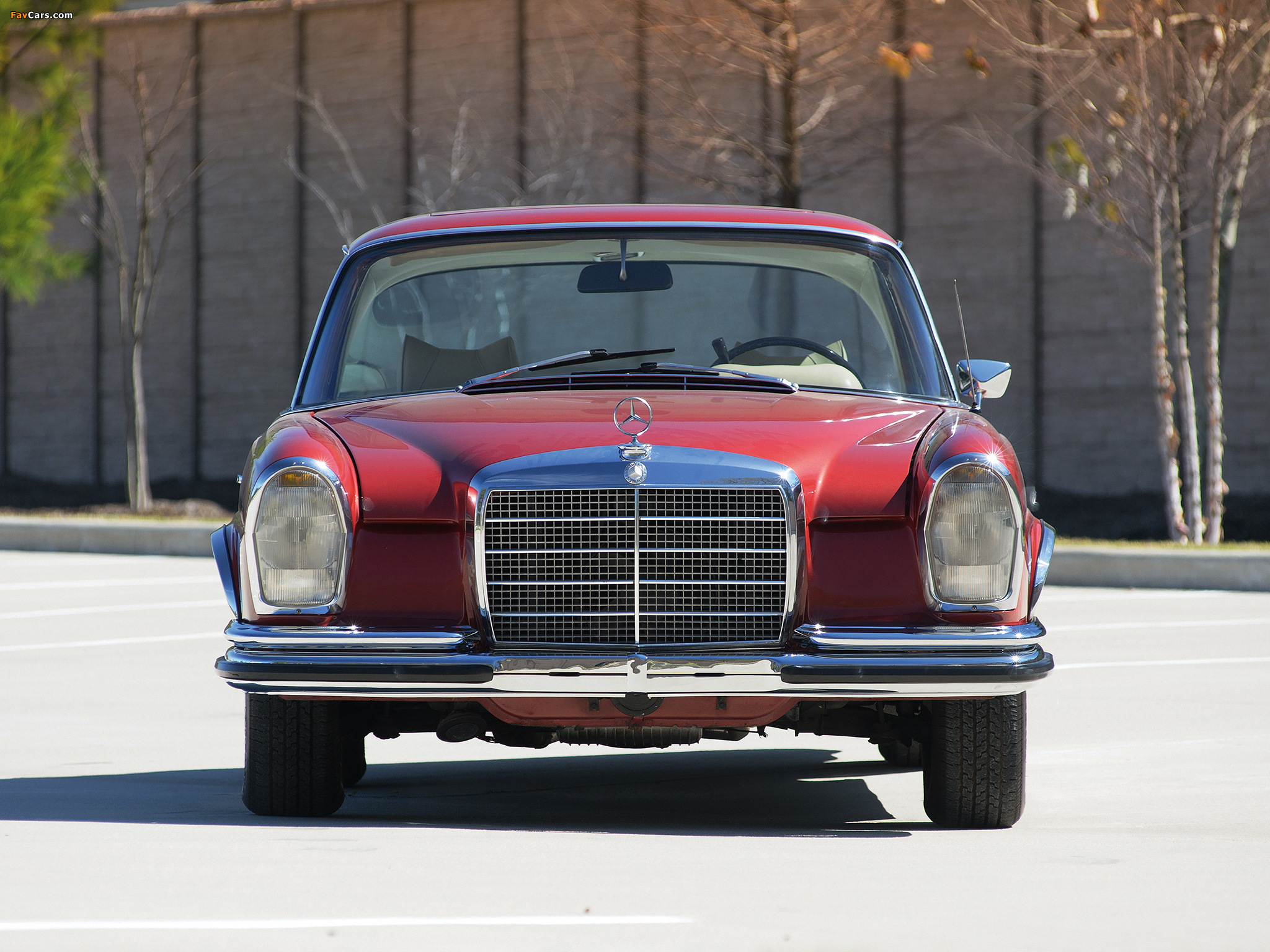 Mercedes-Benz W111 Wallpapers