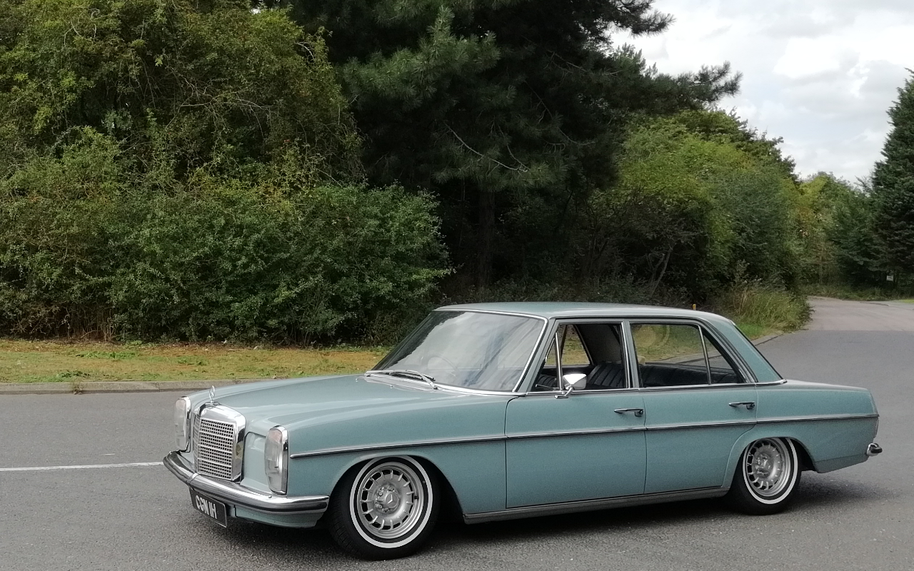 Mercedes-Benz W114 Wallpapers