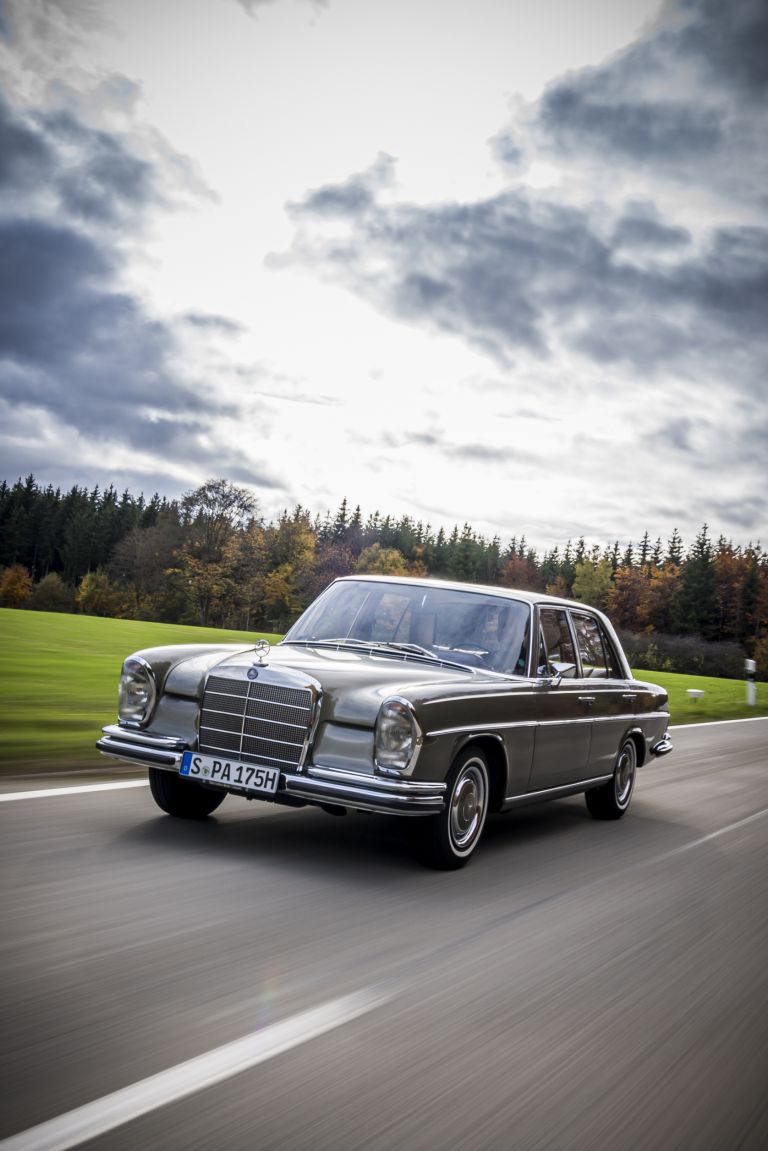 Mercedes-Benz W114 Wallpapers