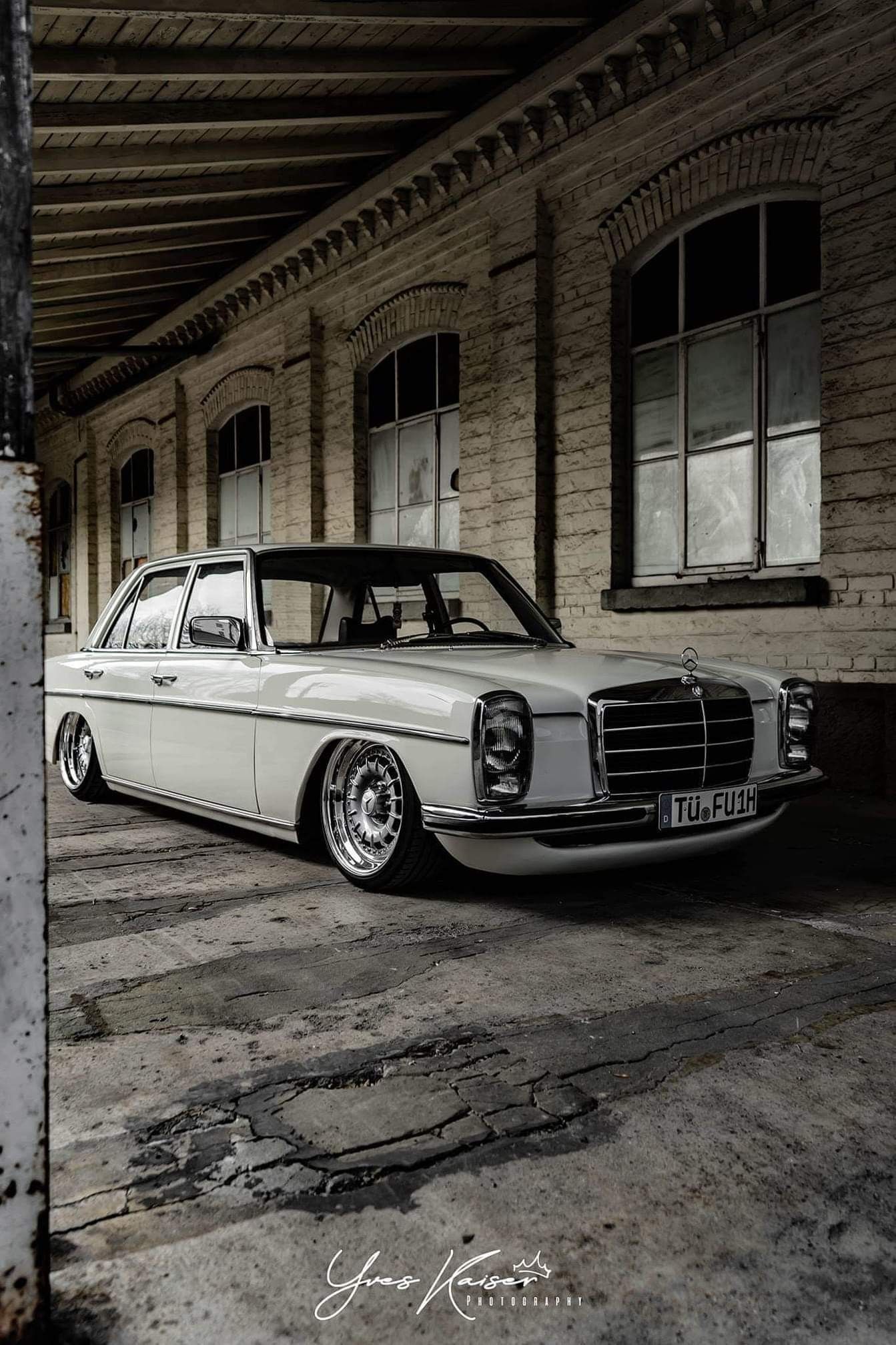 Mercedes-Benz W114 Wallpapers