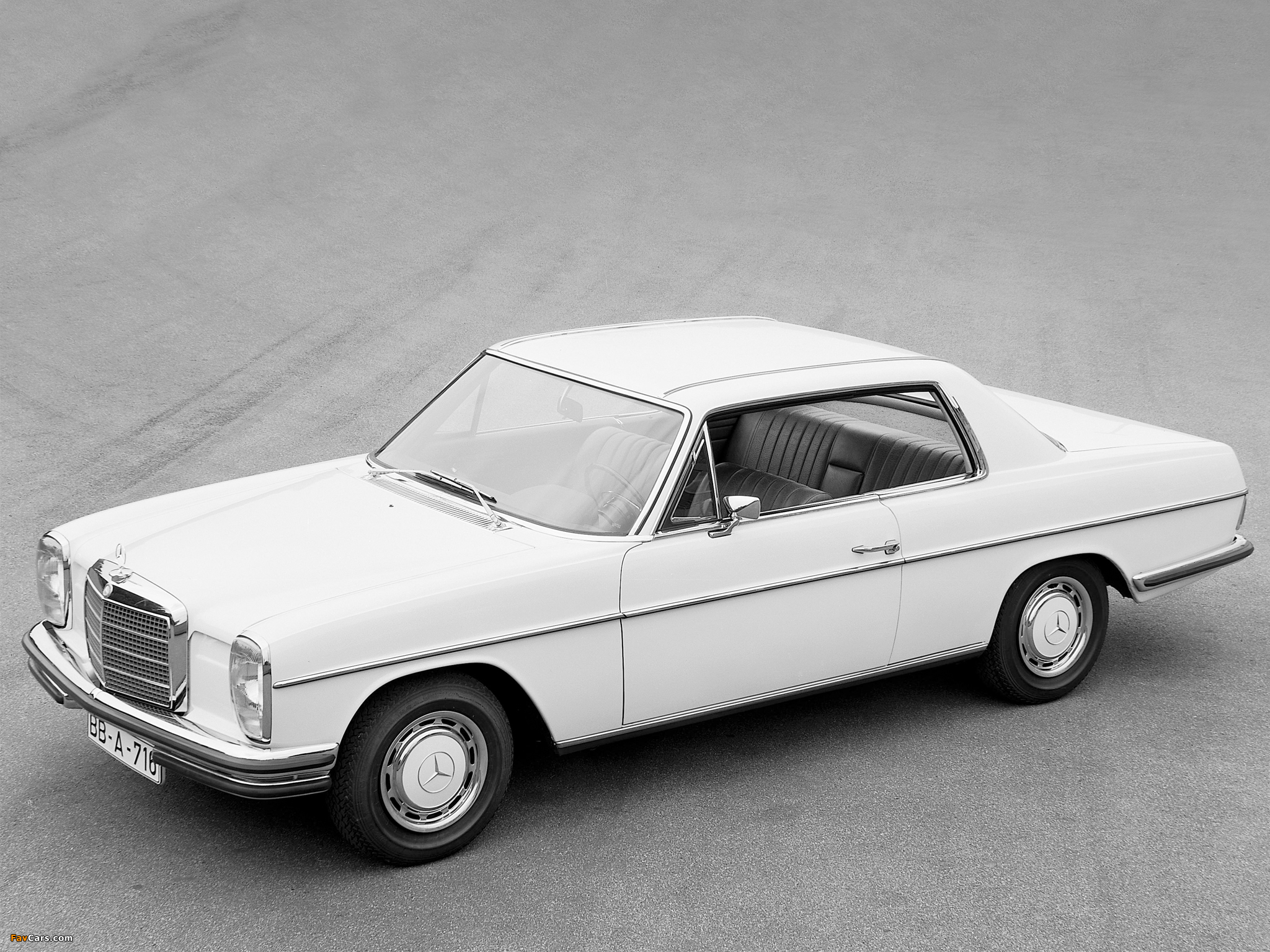 Mercedes-Benz W114 Wallpapers