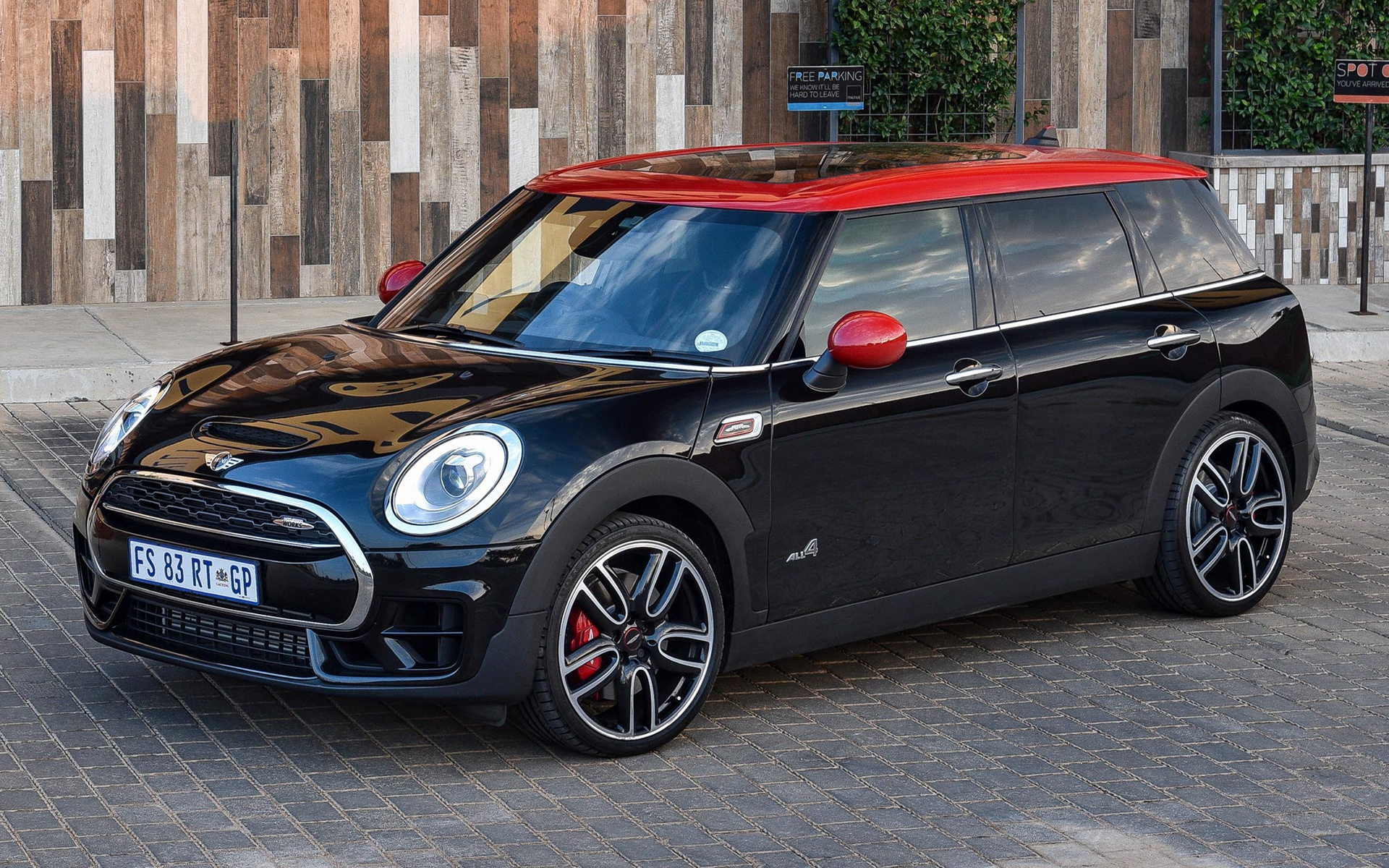 Mini John Cooper Works Clubman Wallpapers