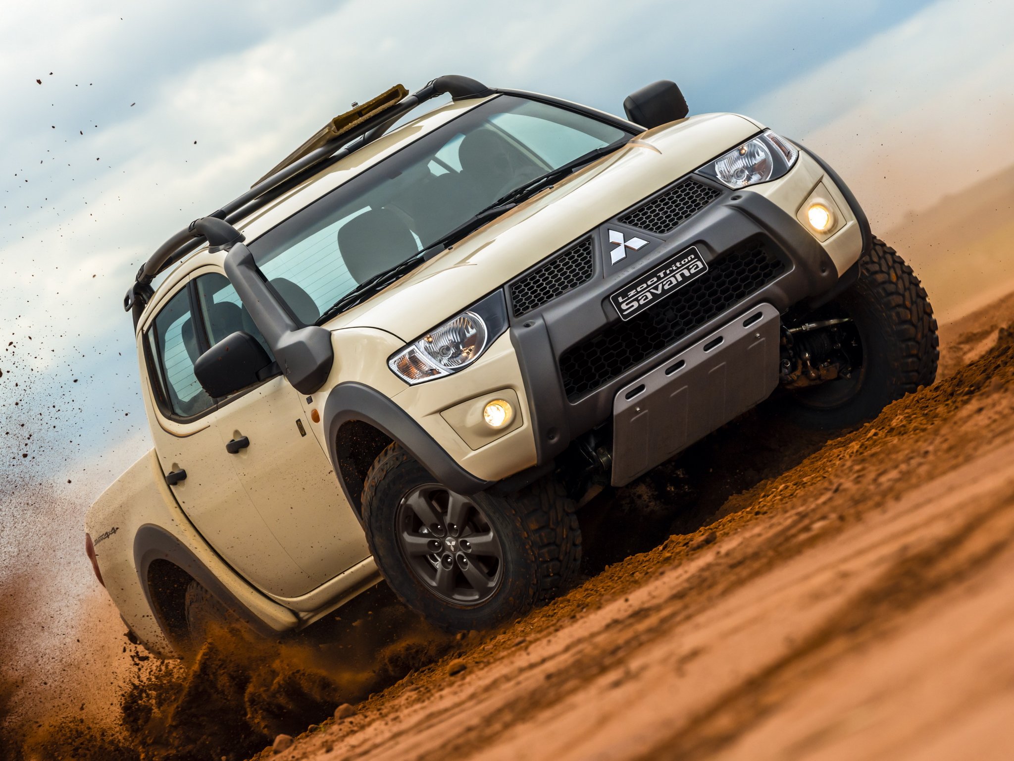 Mitsubishi L200 Wallpapers