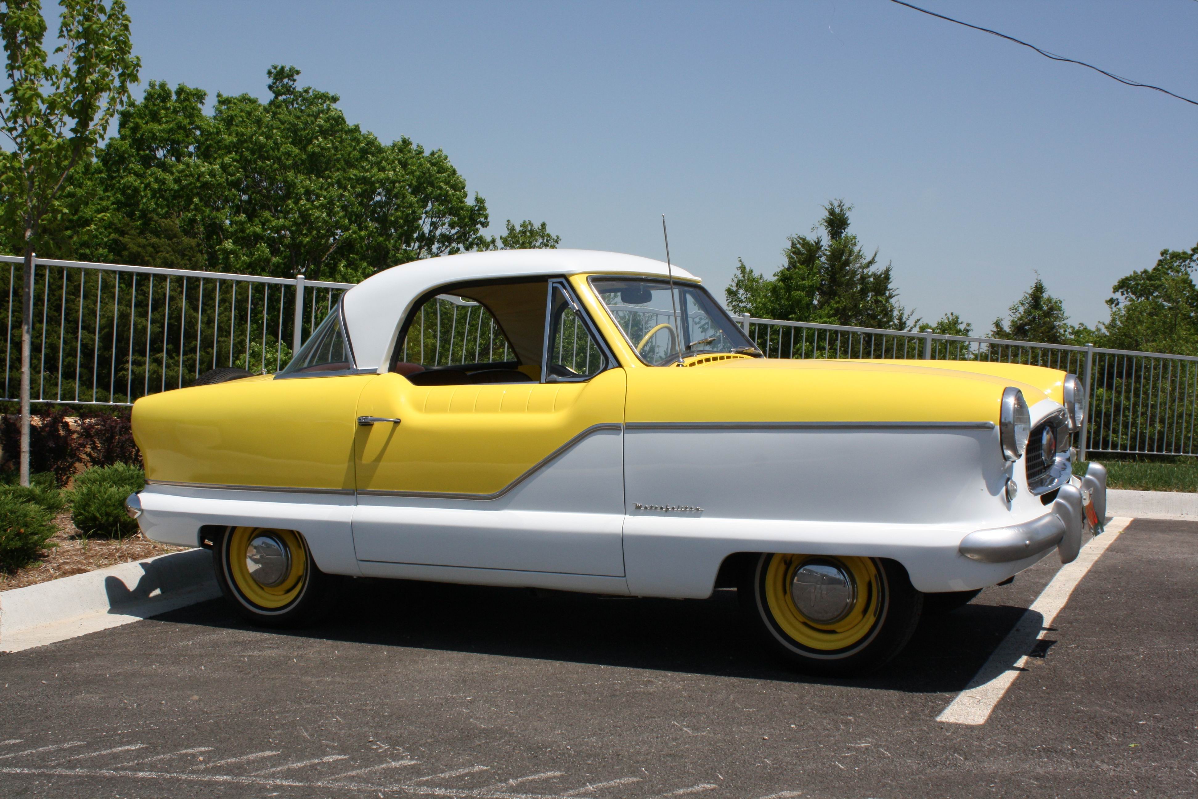 Nash Metropolitan Wallpapers