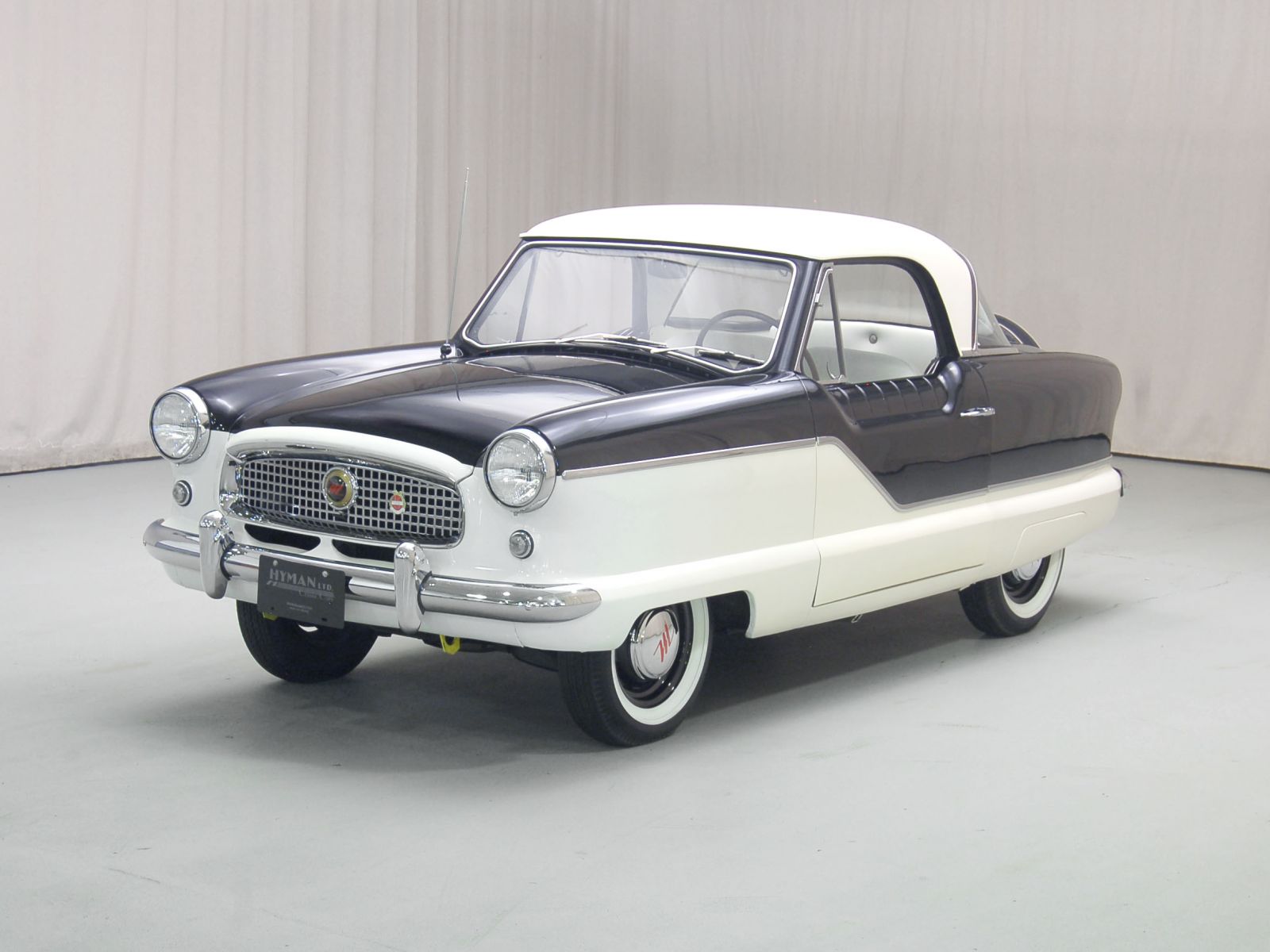 Nash Metropolitan Wallpapers