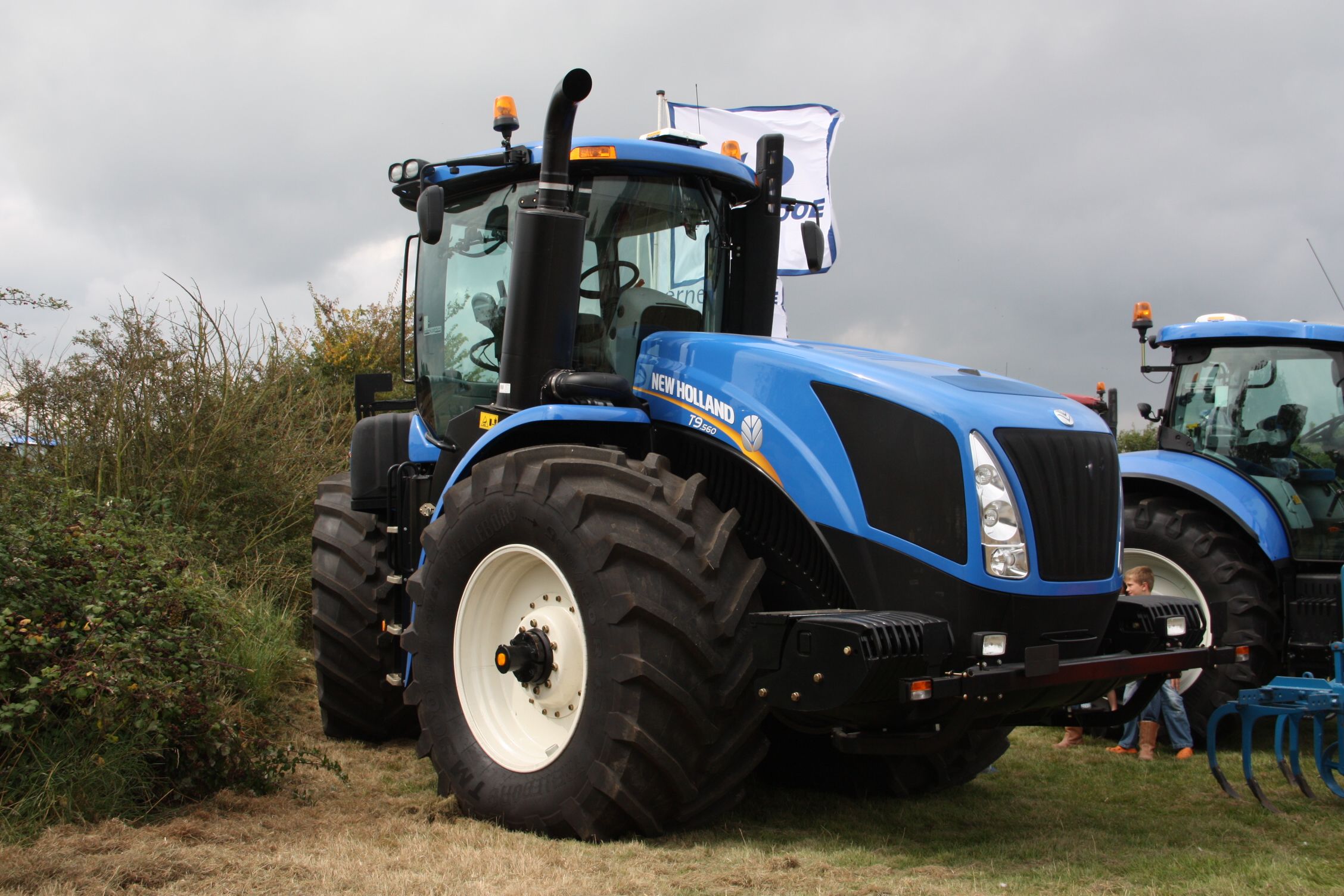 New Holland Tractor Wallpapers