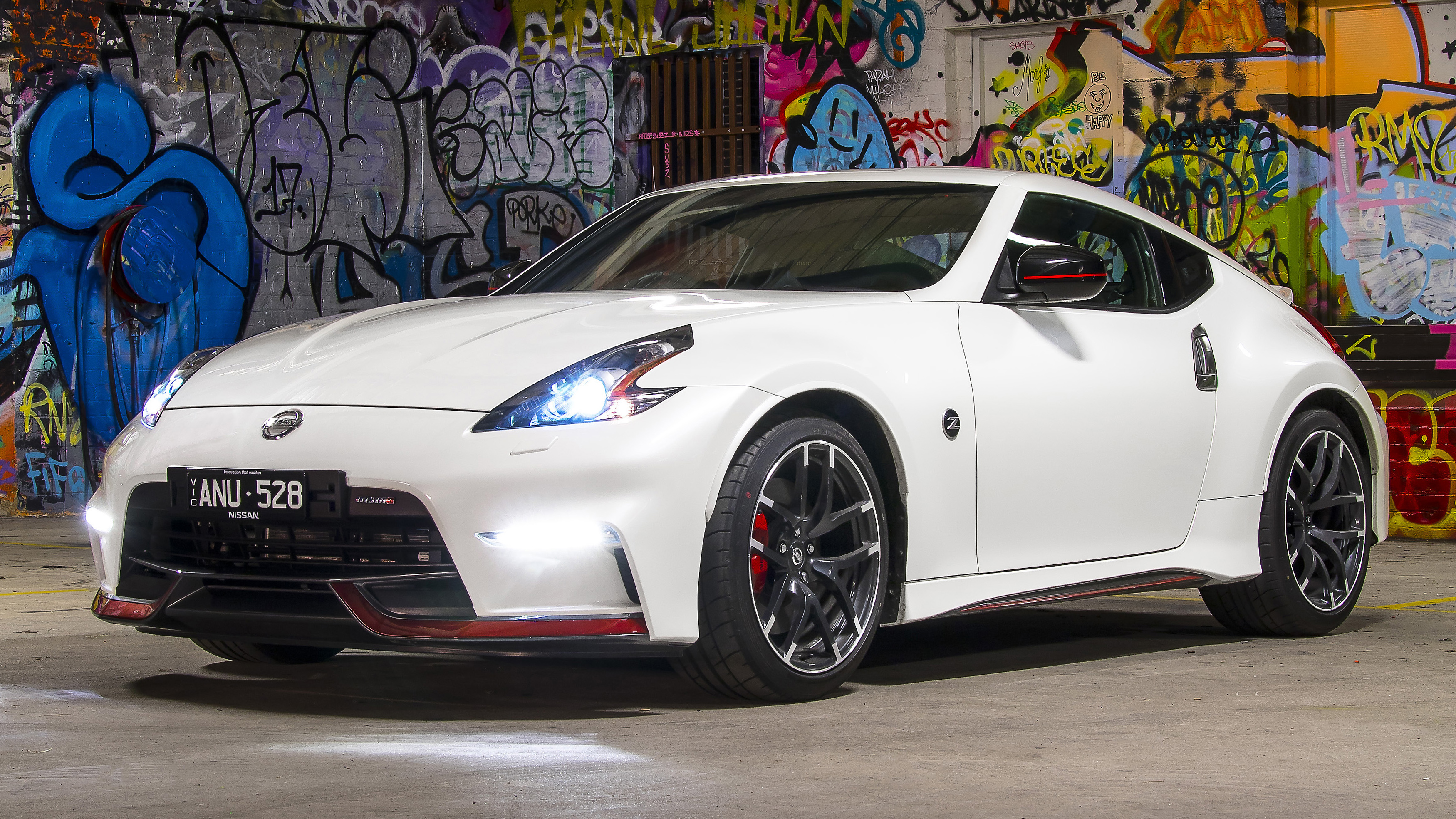 Nissan 370Z Nismo Wallpapers