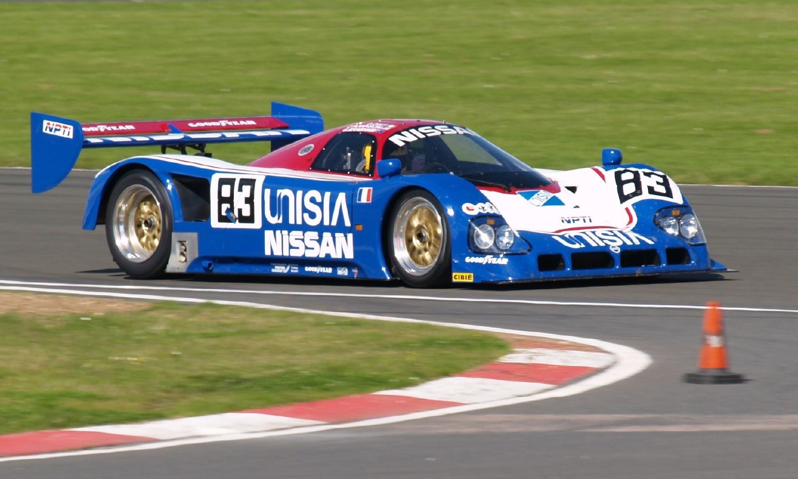 Nissan 92Cp Wallpapers