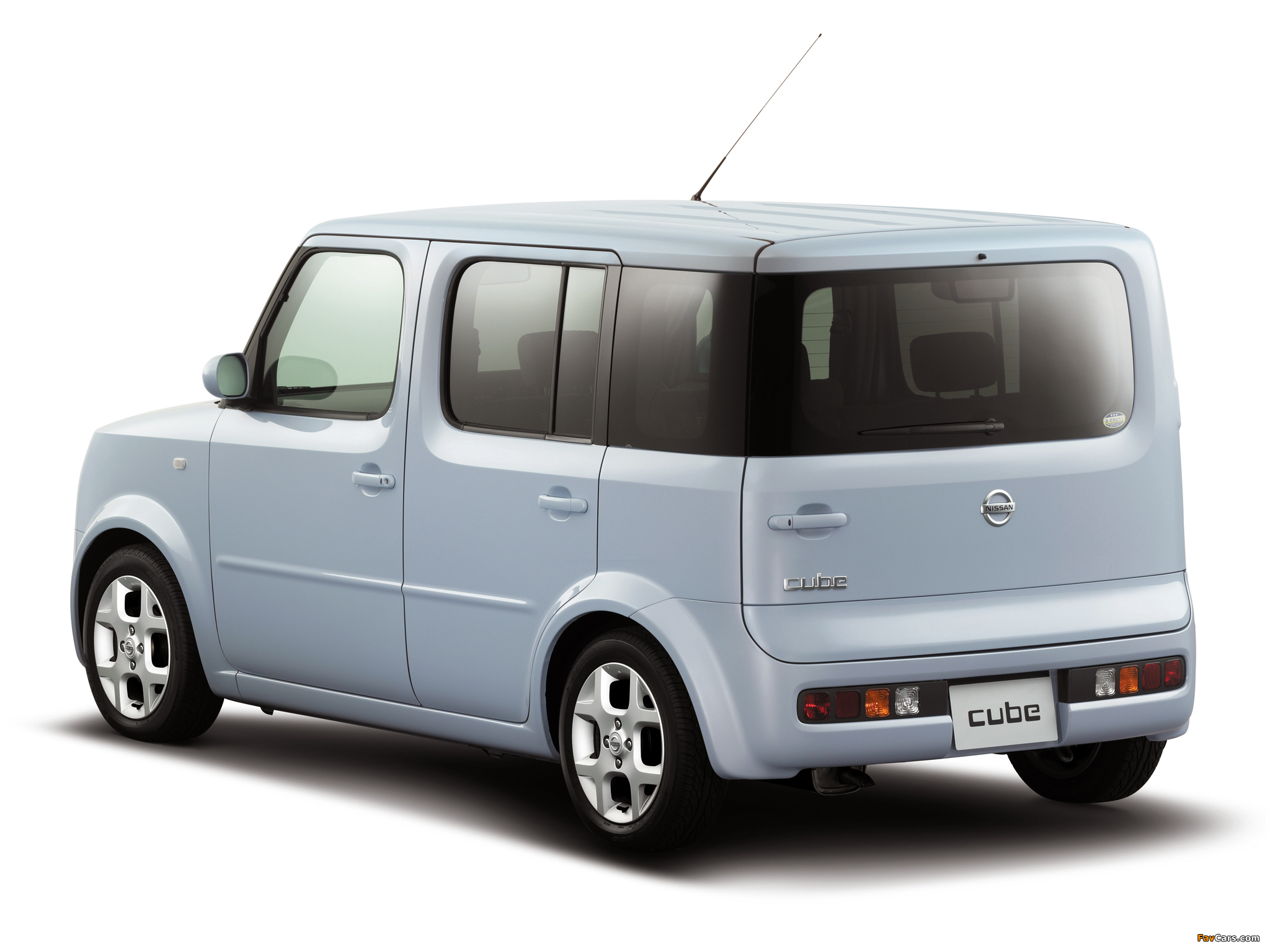 Nissan Cube Wallpapers