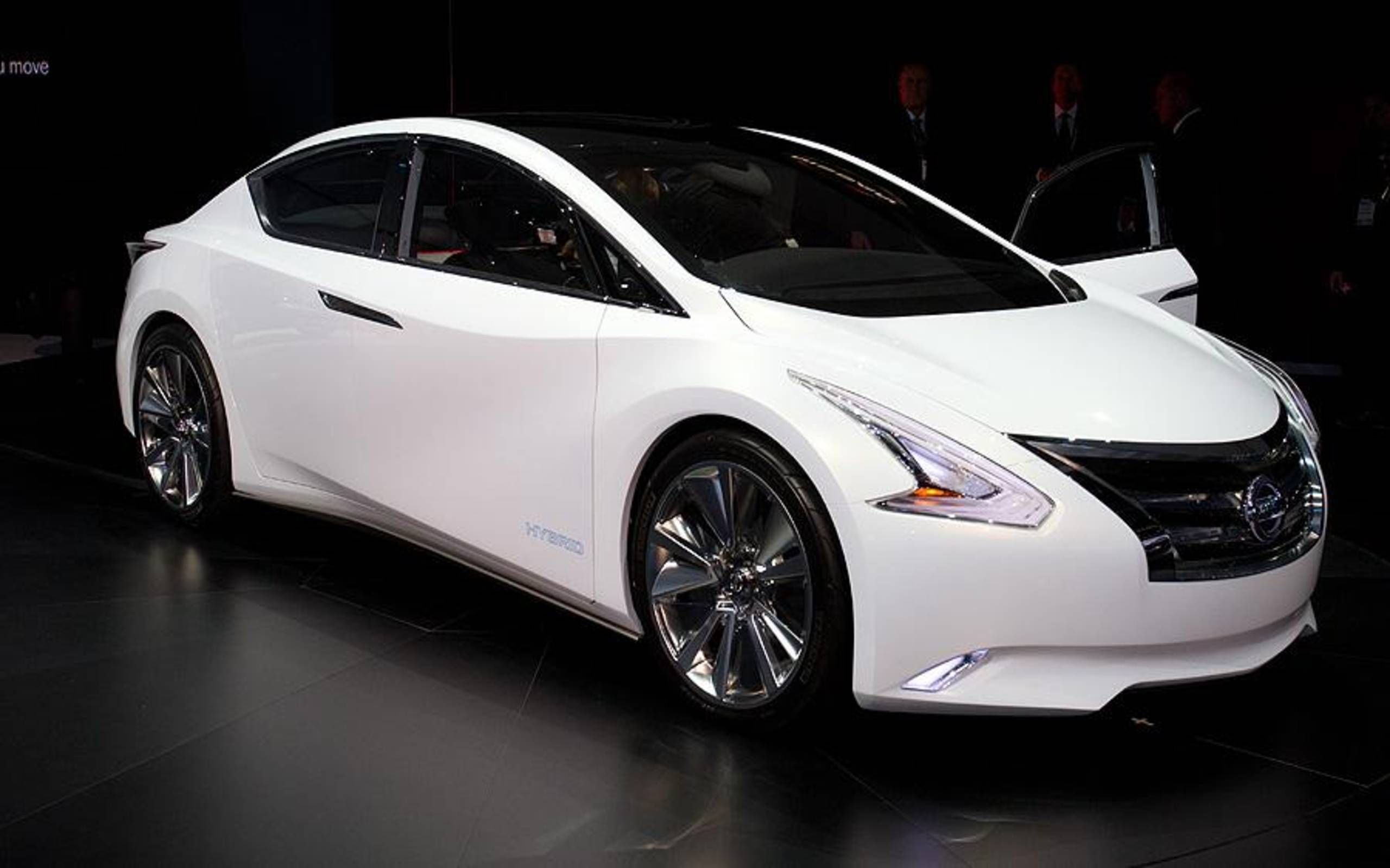 Nissan Ellure Concept Wallpapers