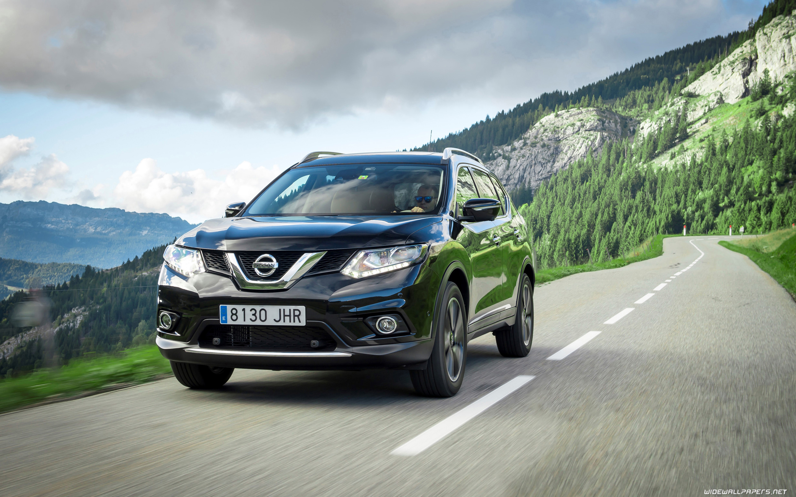 Nissan X-Trail Wallpapers