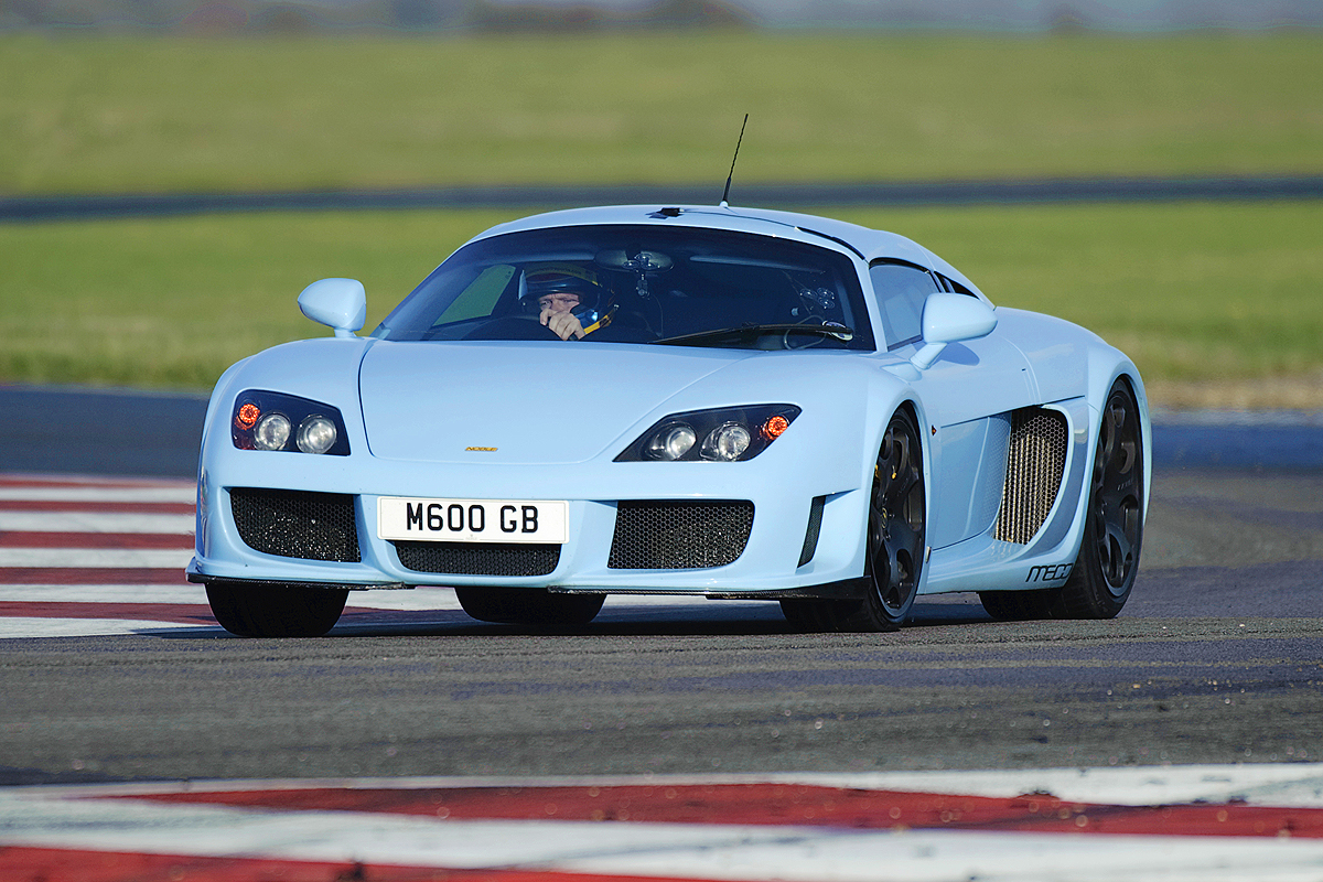 Noble M600 Wallpapers