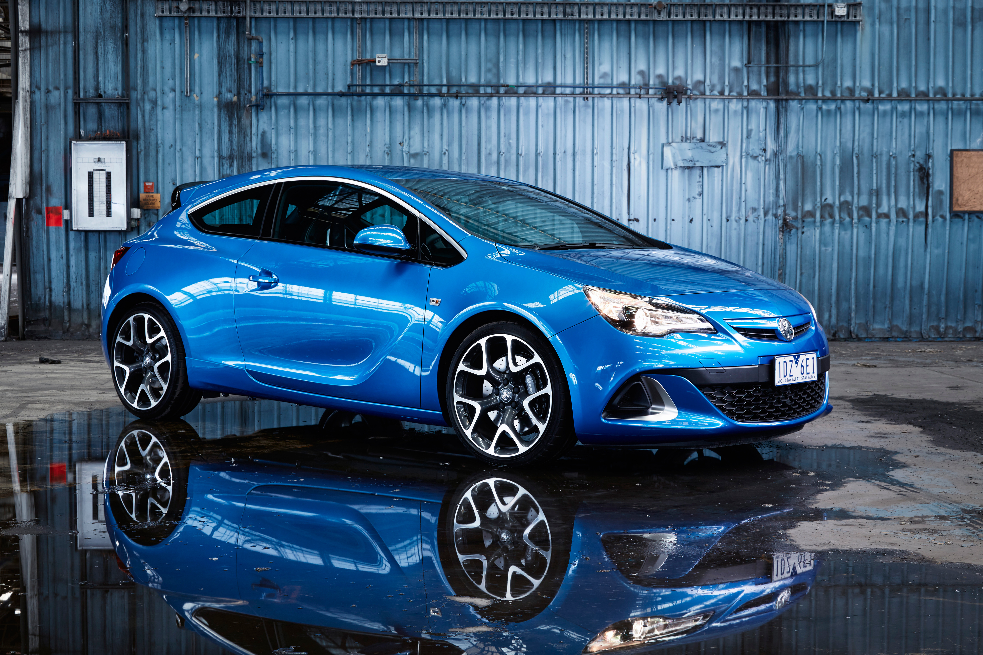 Opel Astra Wallpapers