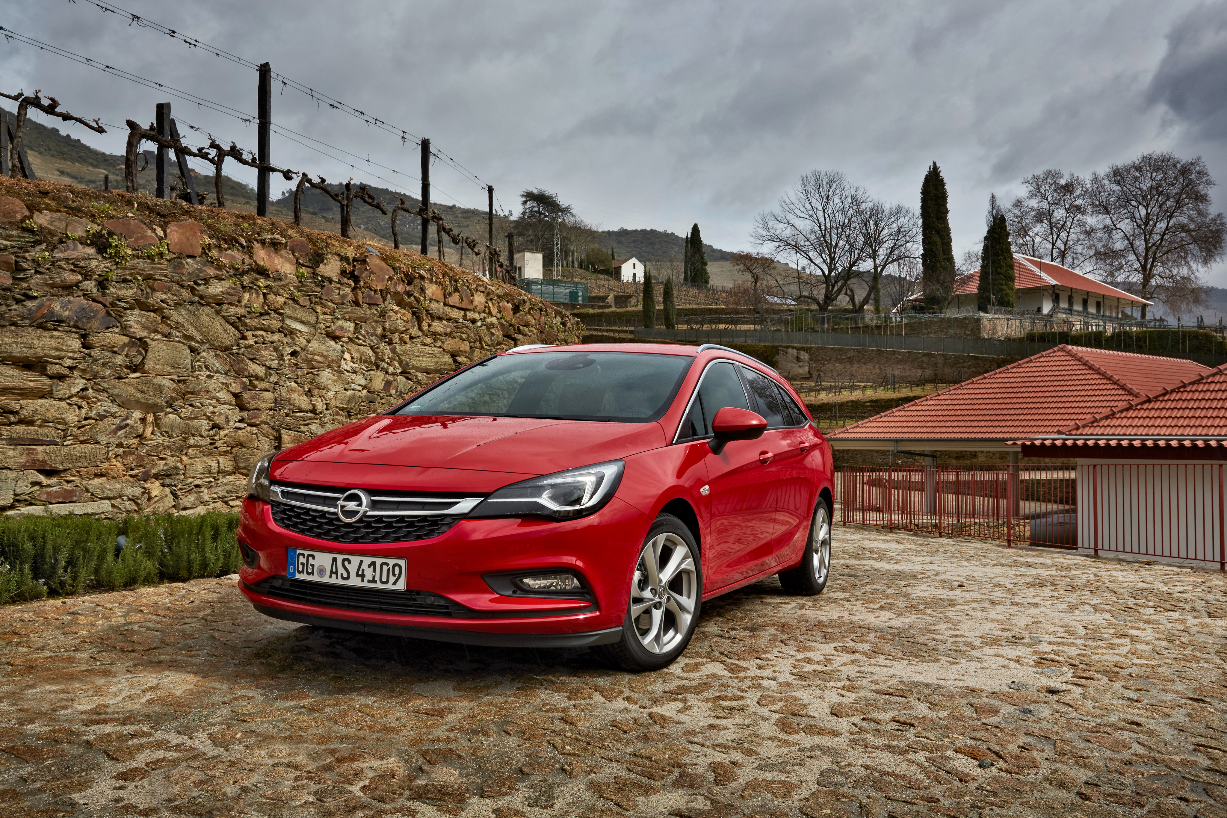 Opel Astra Wallpapers