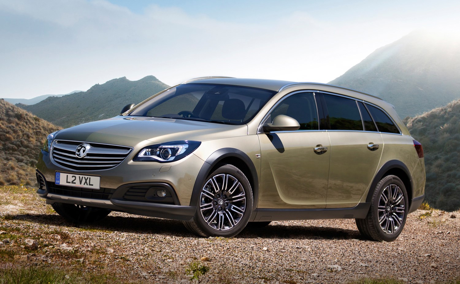 Opel Insignia Turbo X Country Tourer Wallpapers