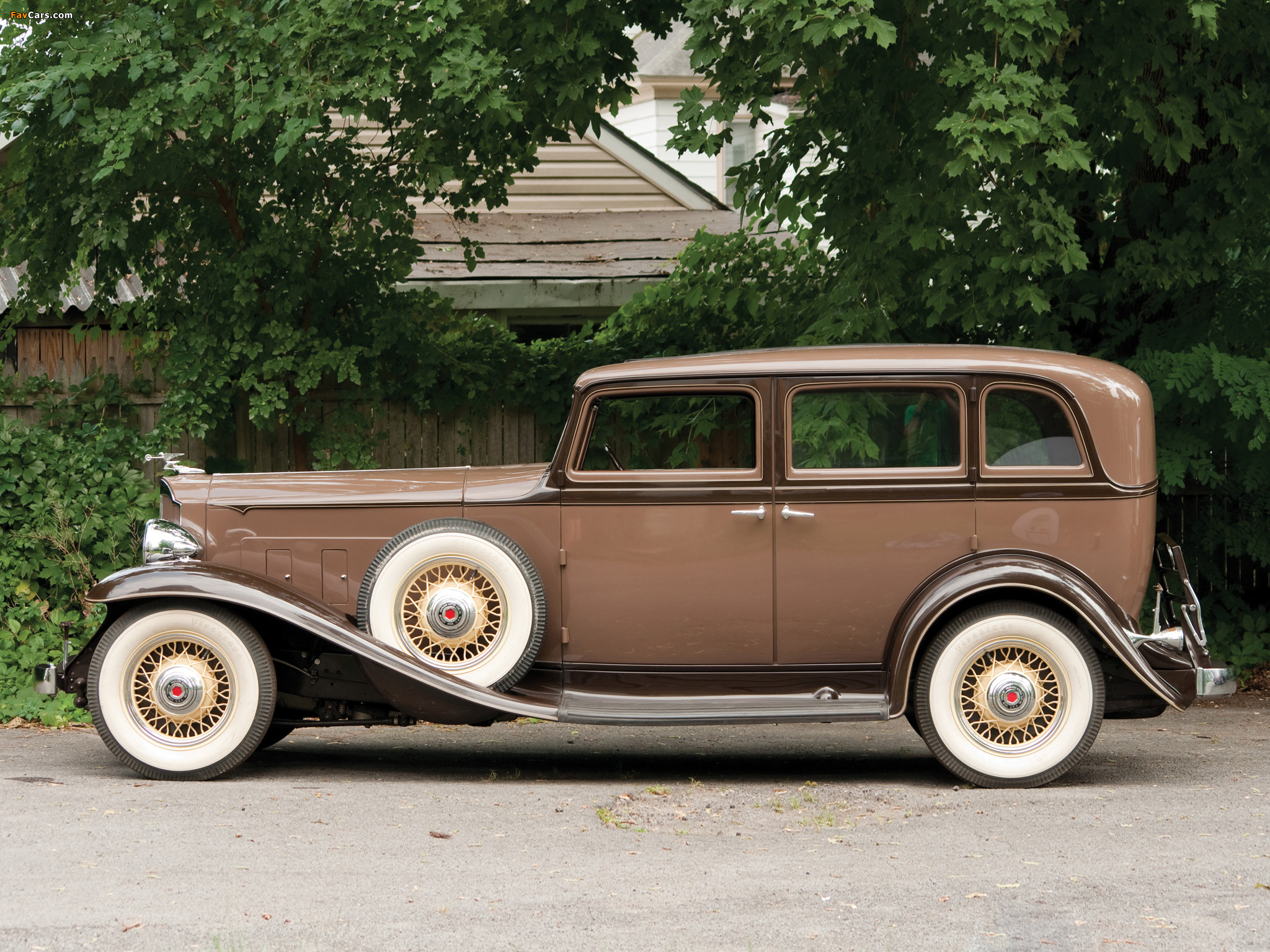 Packard Sedan Wallpapers