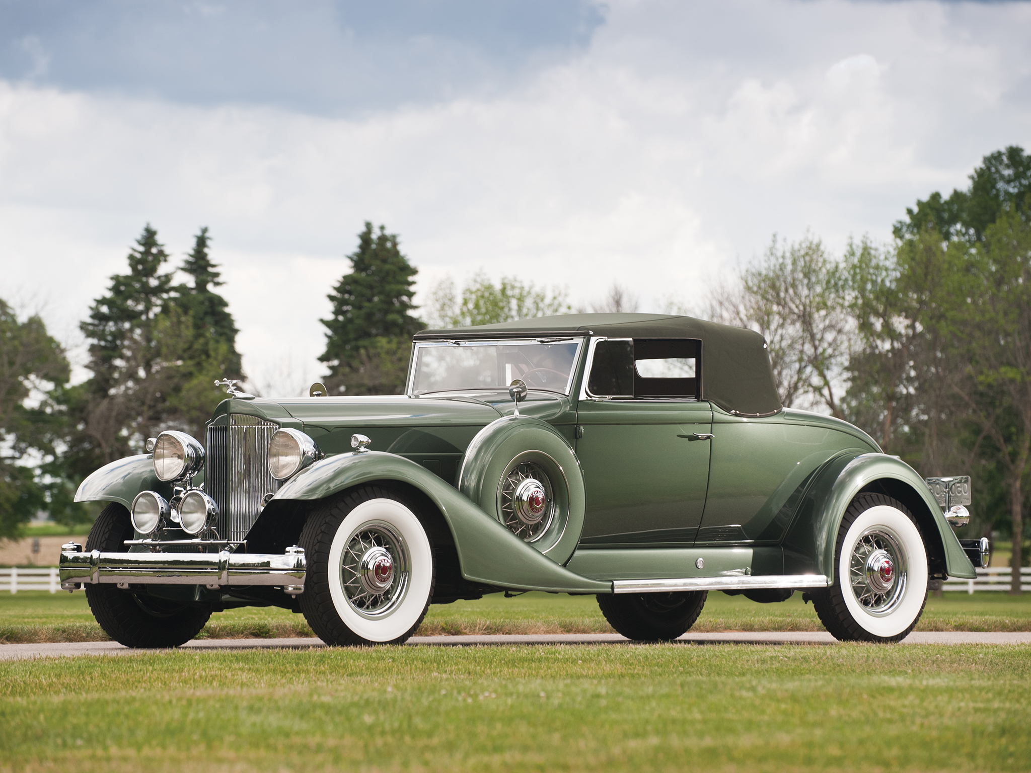 Packard Twelve Coupe Wallpapers