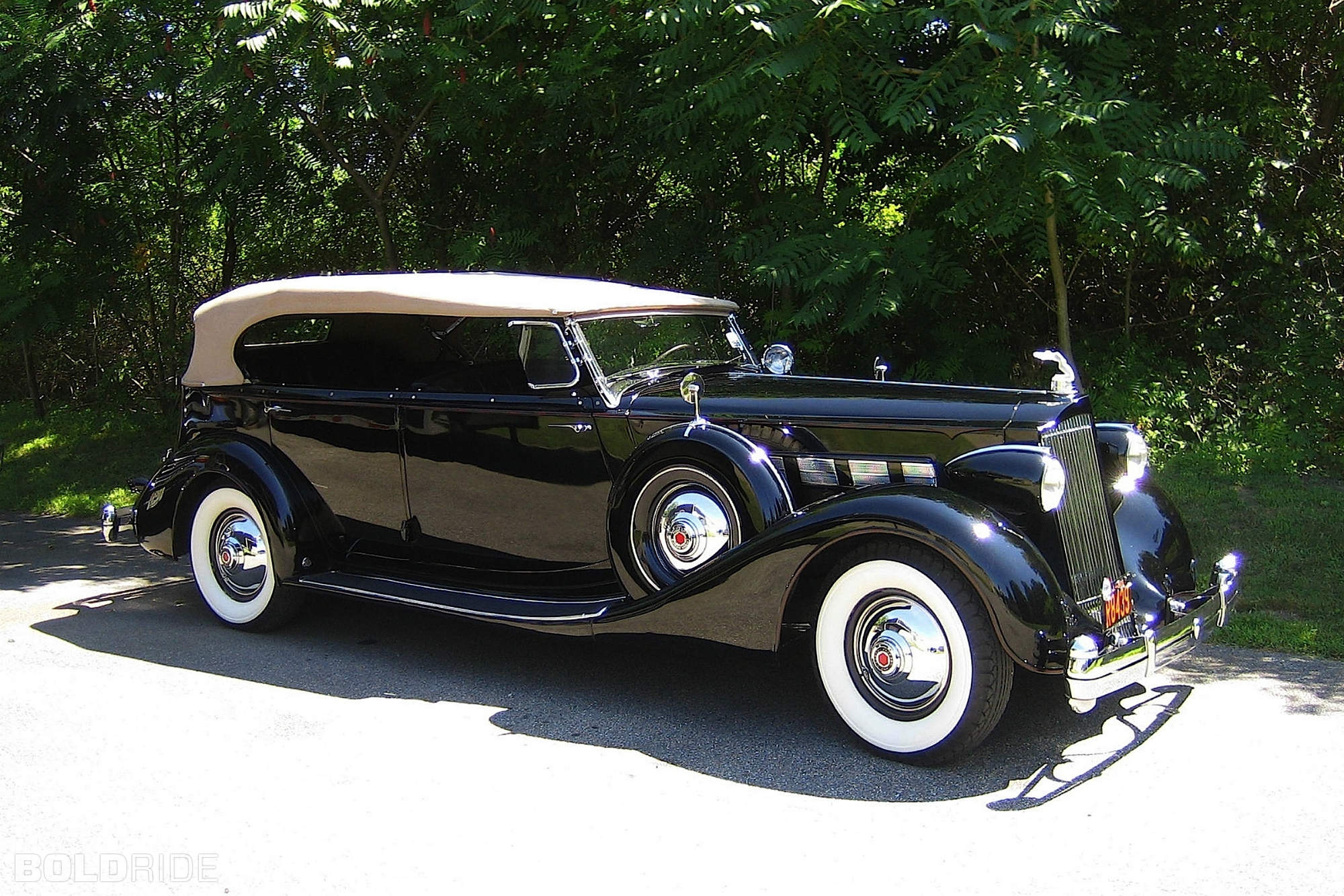 Packard Twelve Coupe Wallpapers