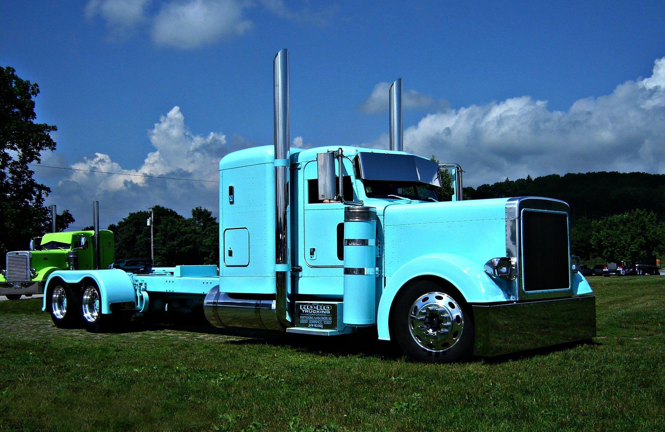 Peterbilt Wallpapers