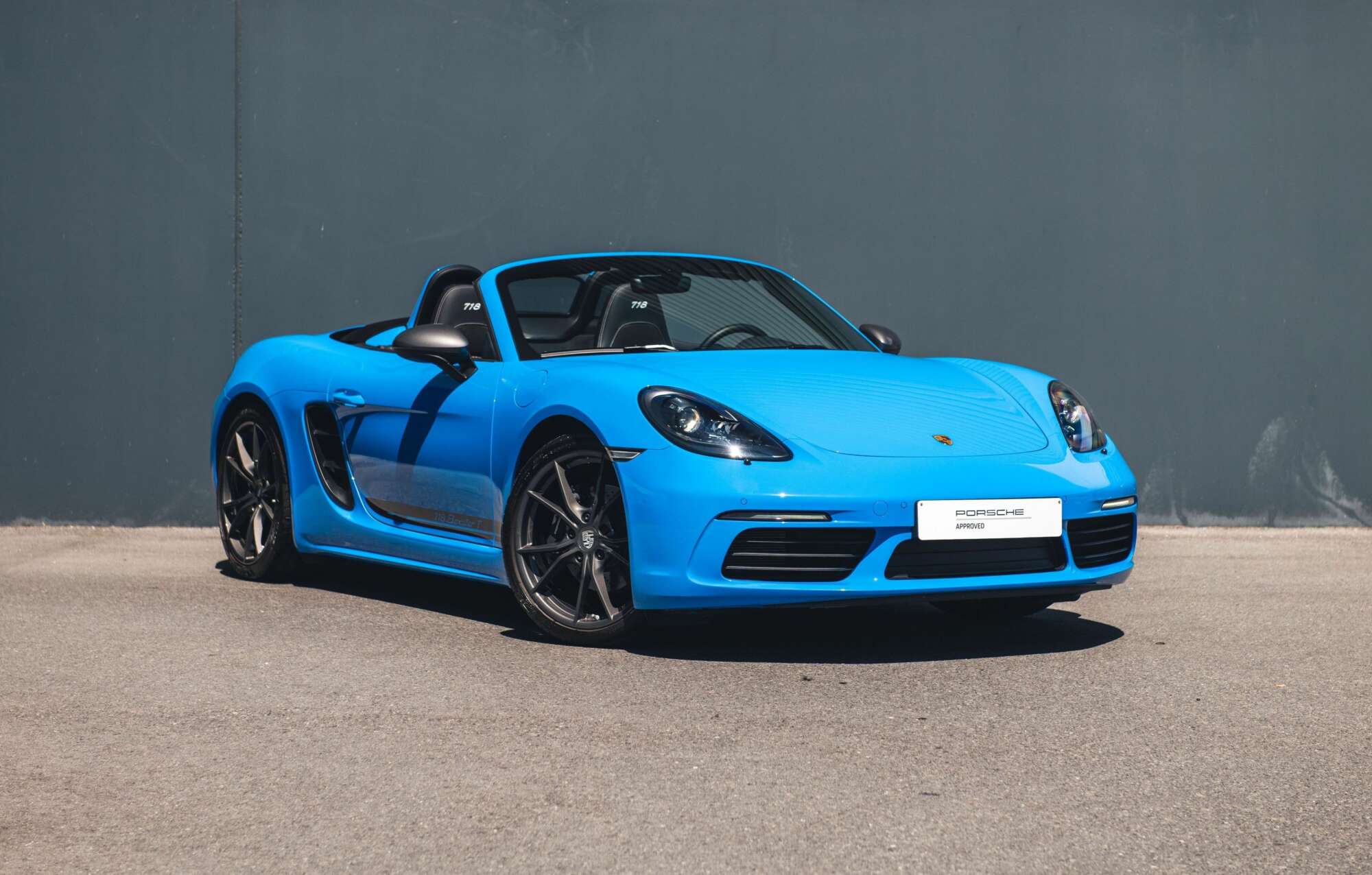 Porsche 718 Boxster T Wallpapers