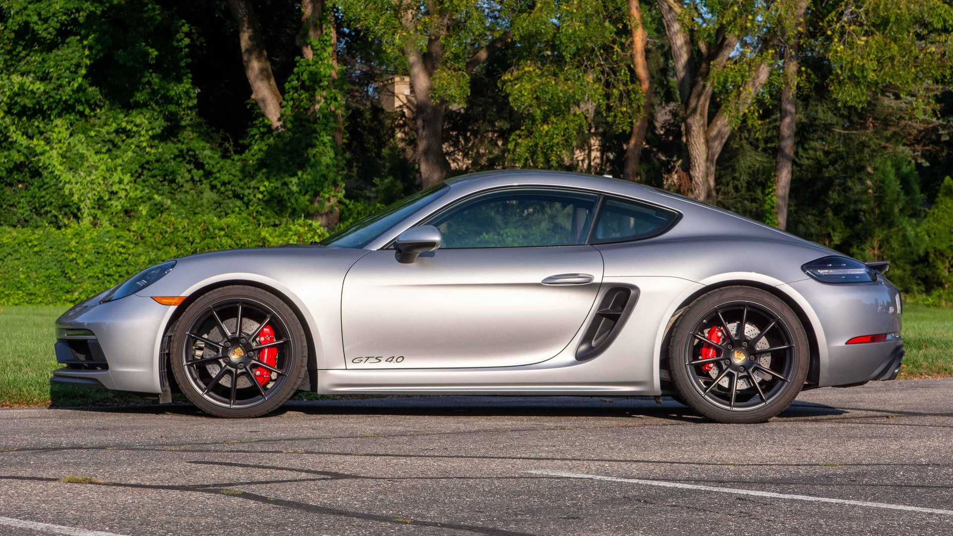 Porsche 718 Cayman Gts Wallpapers