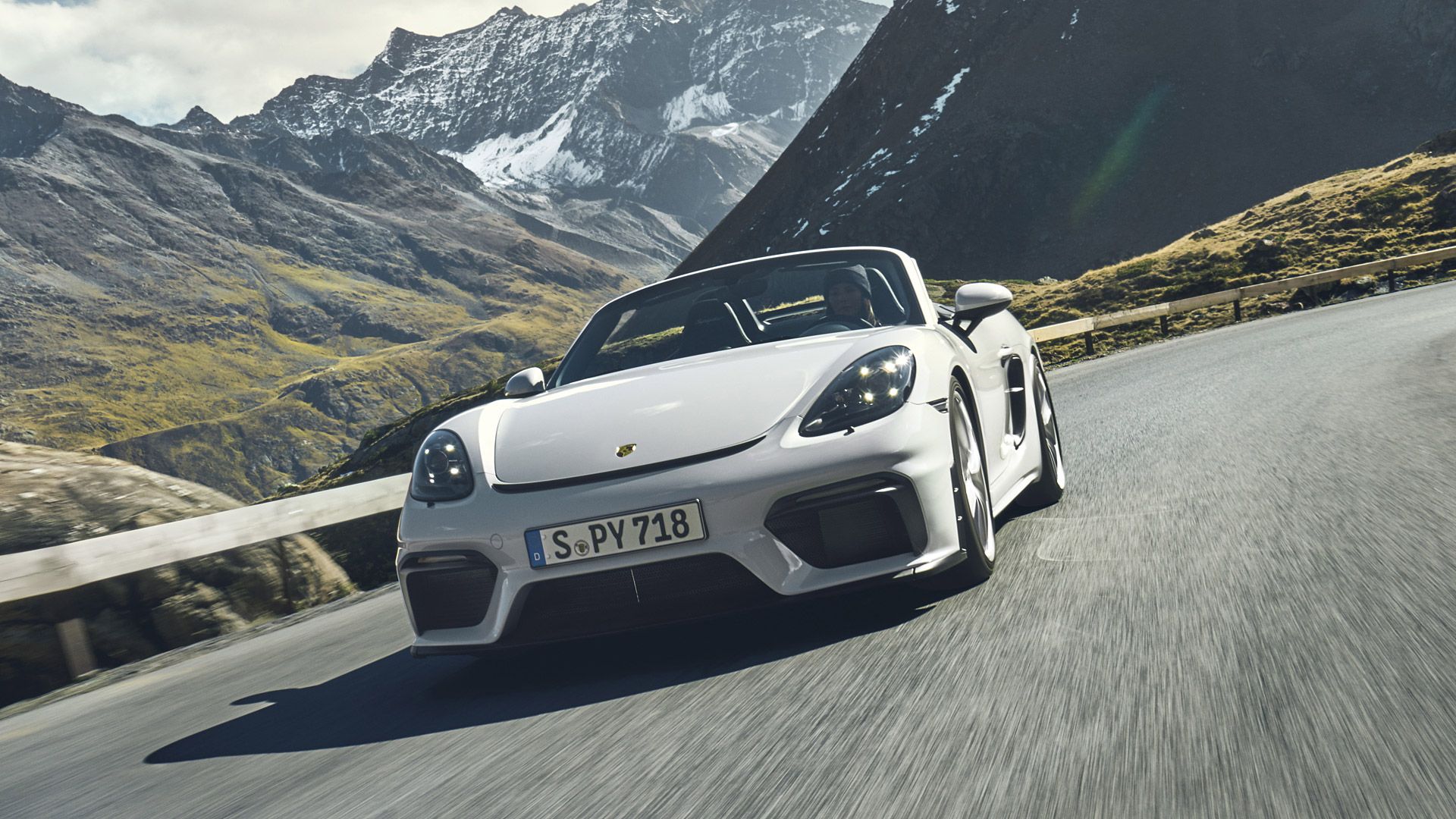 Porsche 718 Spyder Wallpapers