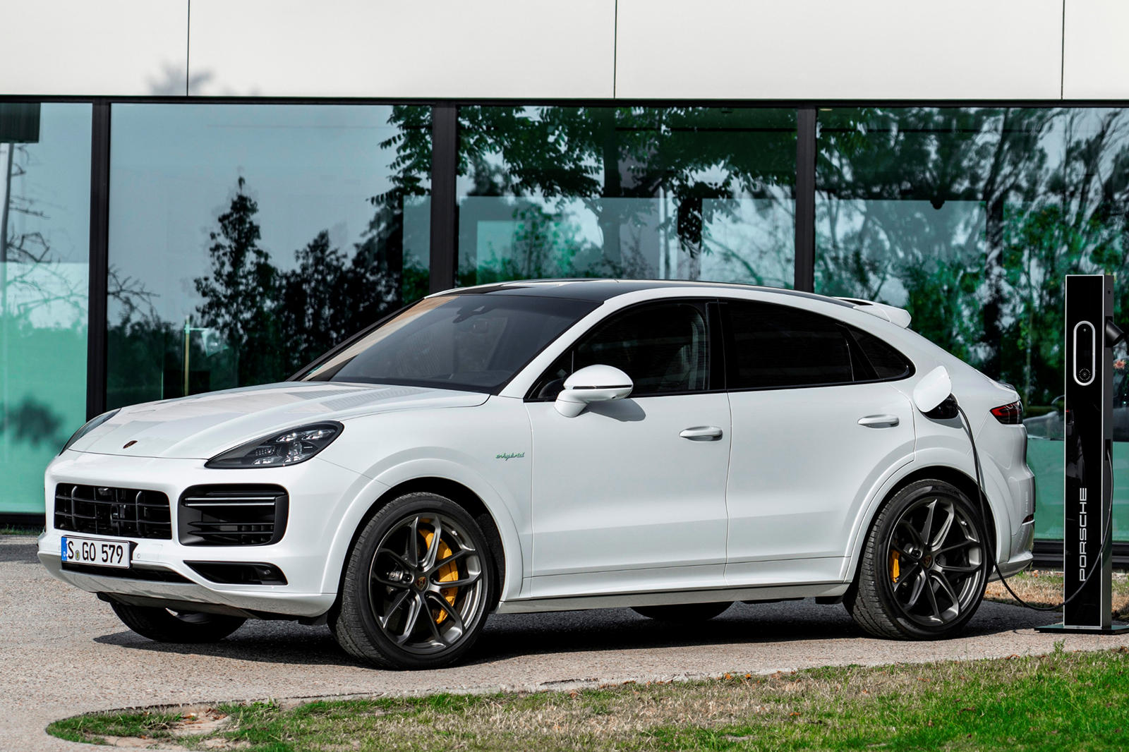 Porsche Cayenne 2020 Coupe Wallpapers